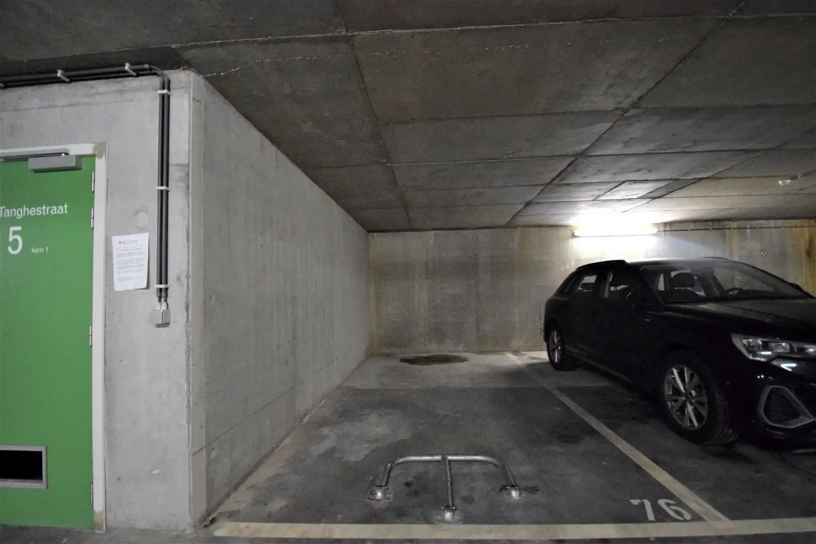 Ondergrondse parkeerplaats te huur foto 2