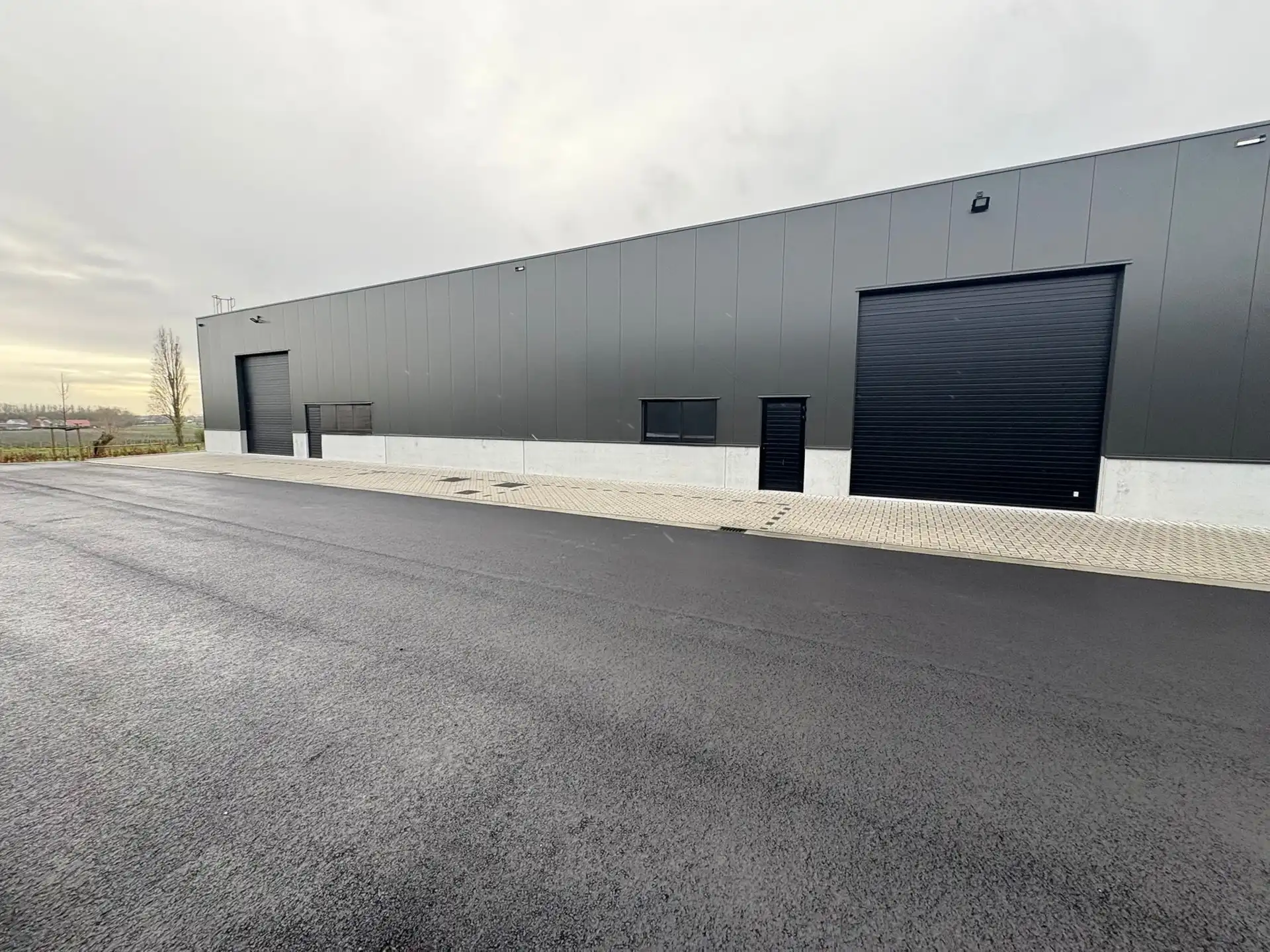 Nieuwbouw KMO-unit met schowroom unit 11a (169m²) foto 6