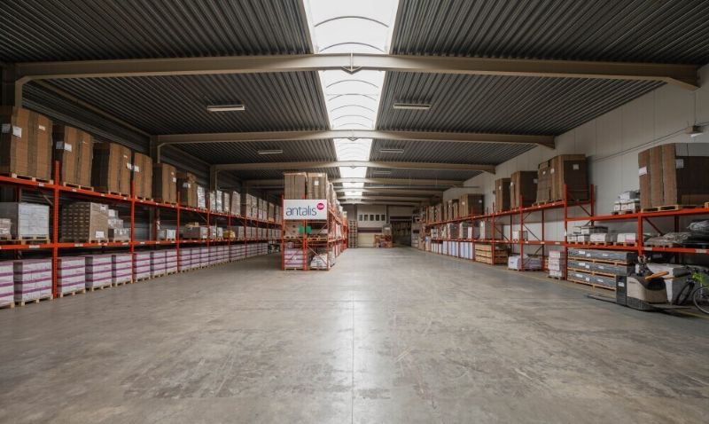 Magazijn te huur foto {{pictureIndex}}