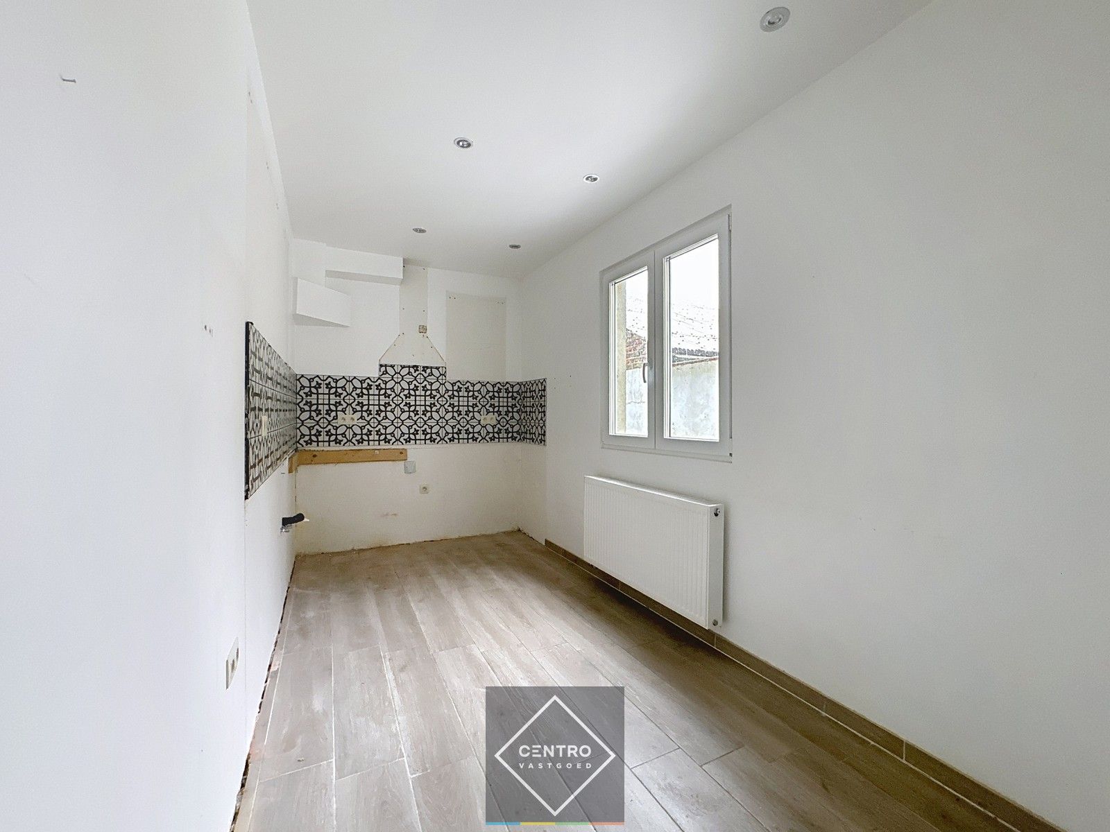 Betaalbare woning met 3 slpks te Oostende! foto 5