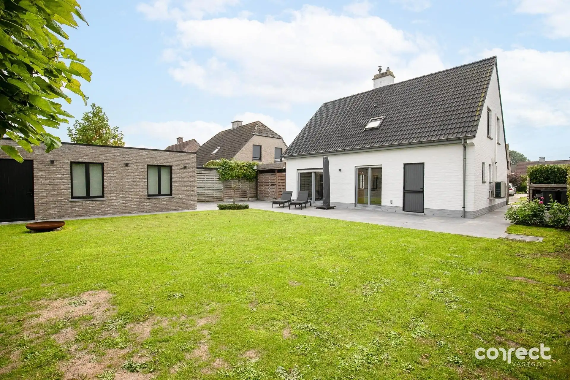 Prachtige, instapklare open bebouwing met ruime tuin in een rustige buurt. foto 15