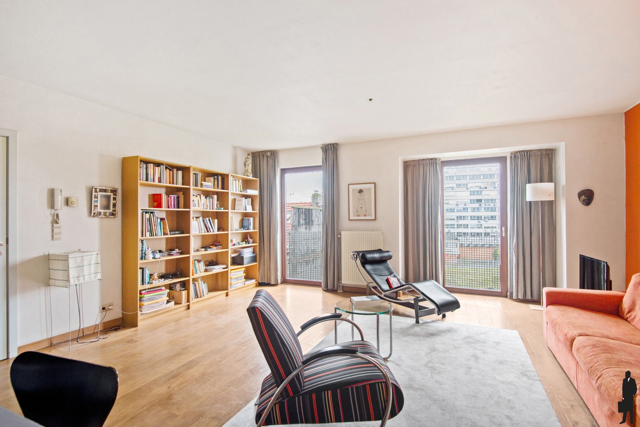 Lichtrijk en energiezuinig appartement nabij Antwerpen-Centraal foto {{pictureIndex}}