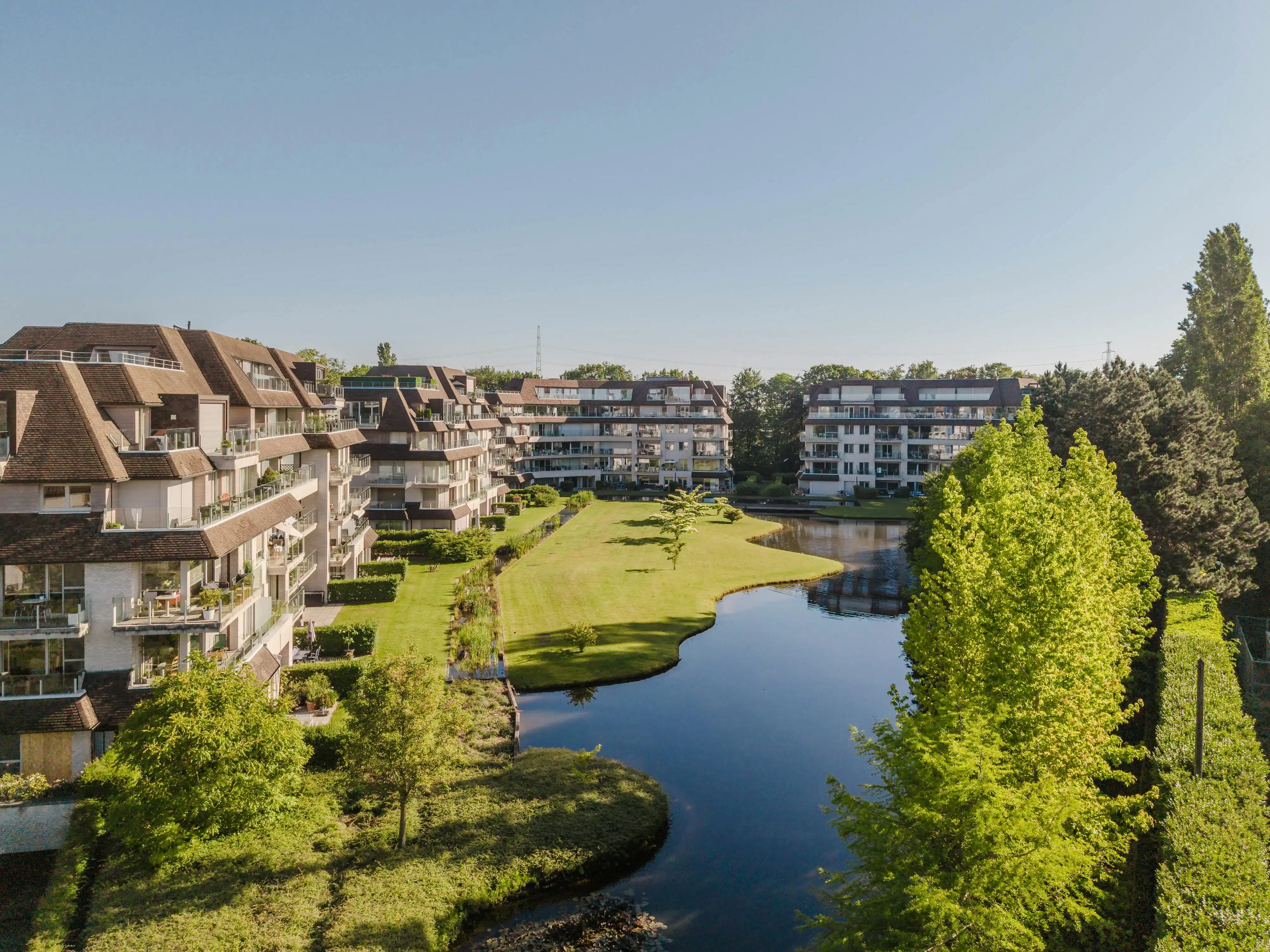 Luxueuze penthouse met panoramische terrassen te Harelbeke foto 3