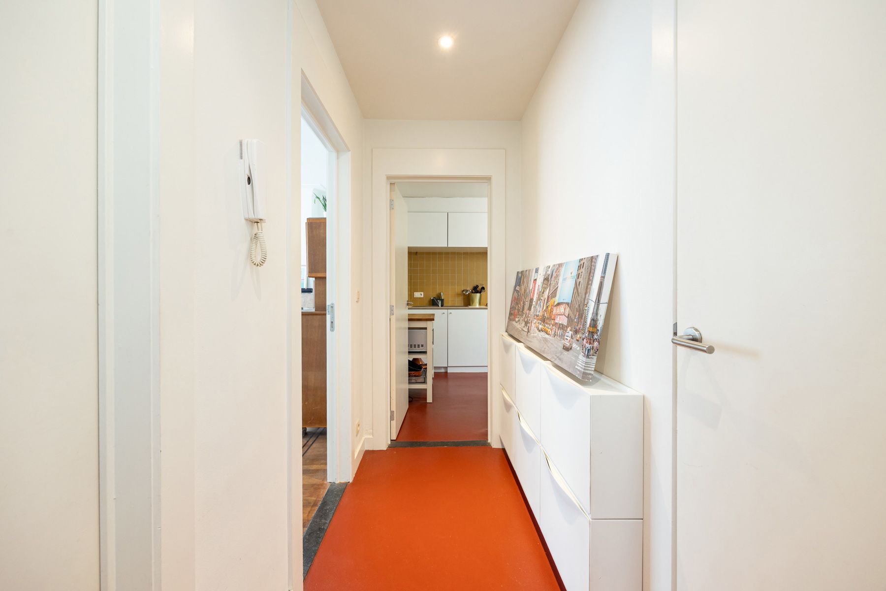 Tof 1-slaapkamerappartement in een prachtig art-deco gebouw! foto 4