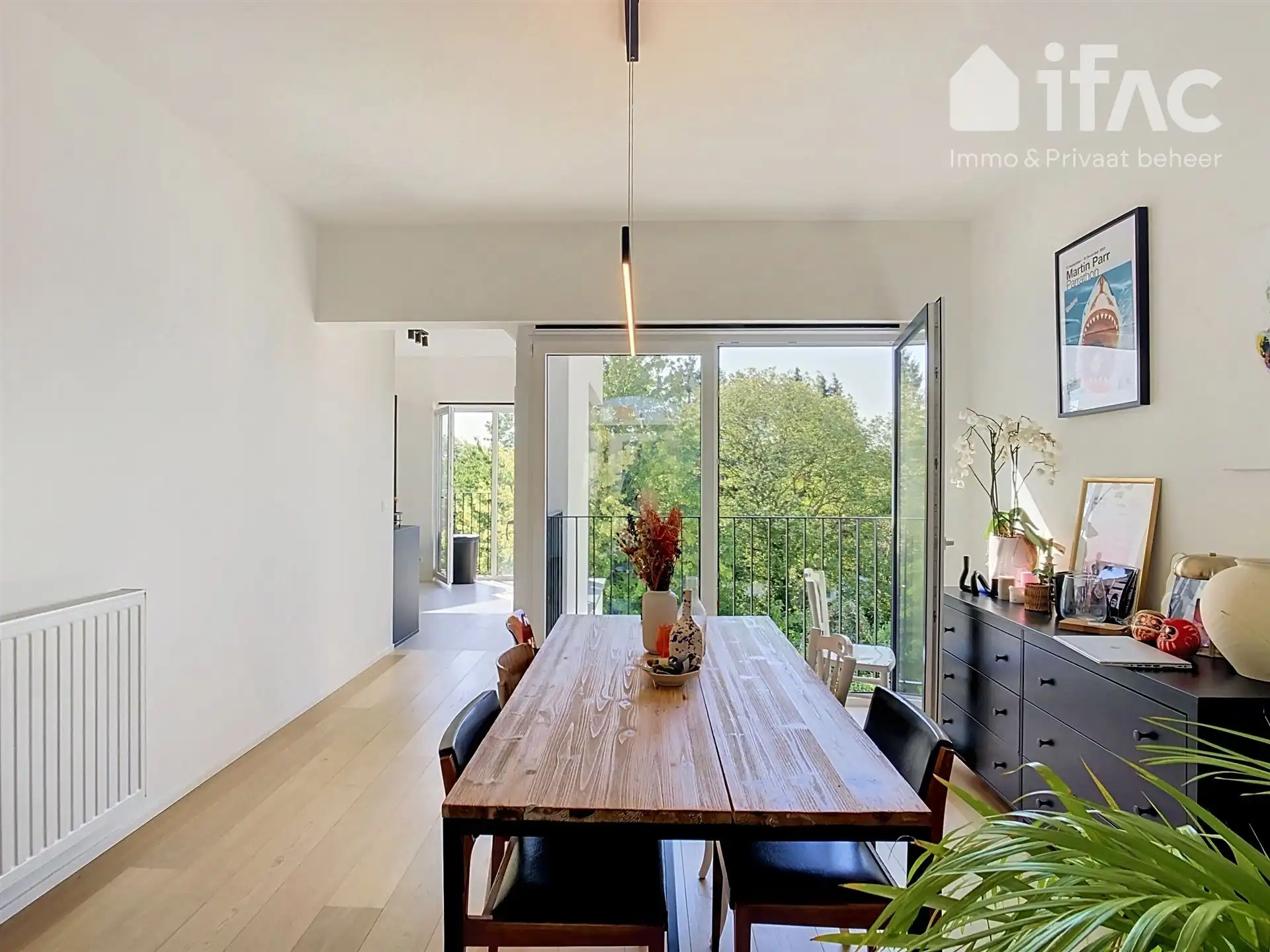 Prachtig afgewerkt duplex appartement met garage foto 9