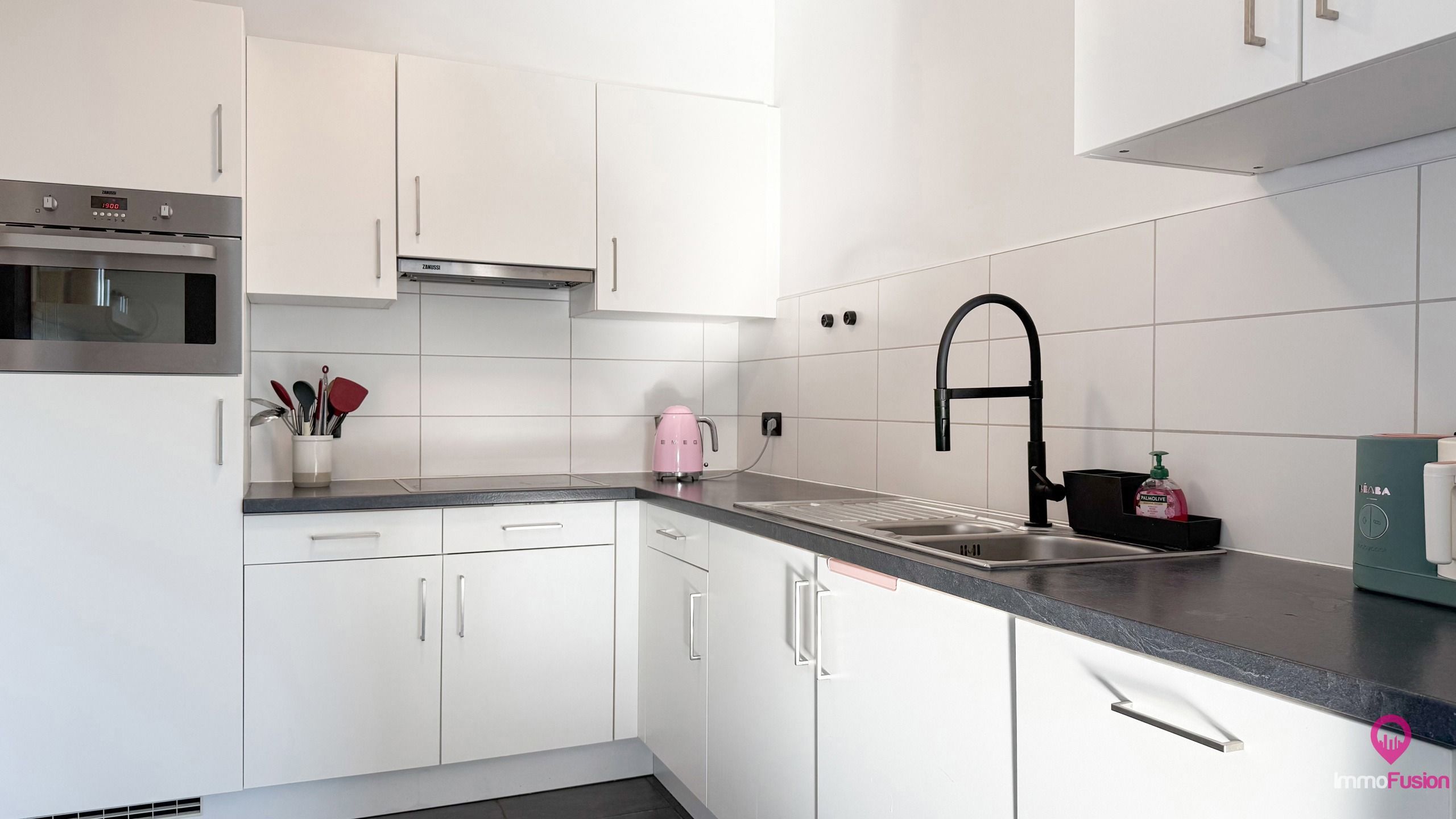 Instapklaar app met garagebox en 3slpk + ideale ligging! foto 11