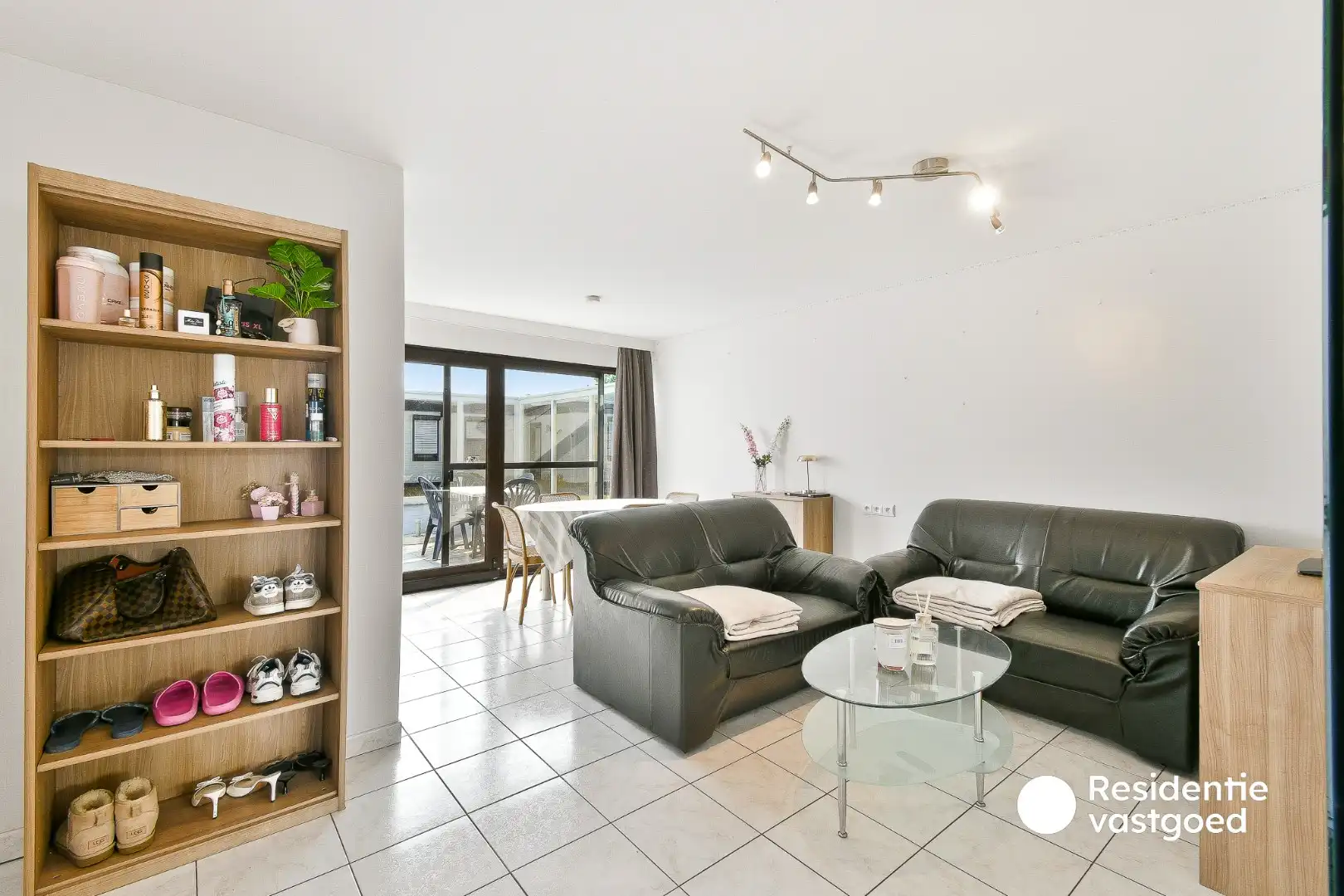 Vakantiewoning met twee slaapkamers en parking foto 2