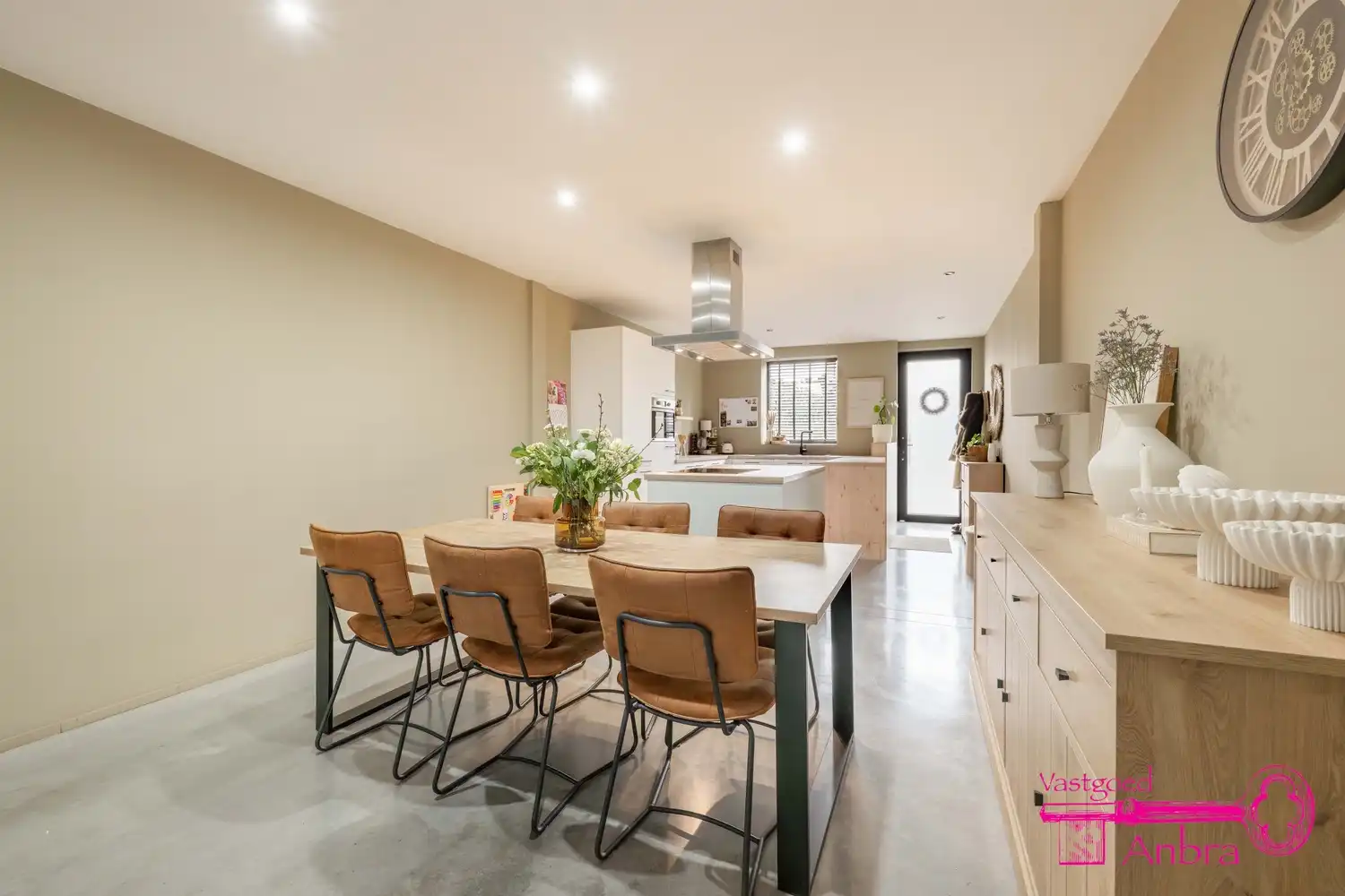 Huis te koop foto {{pictureIndex}}