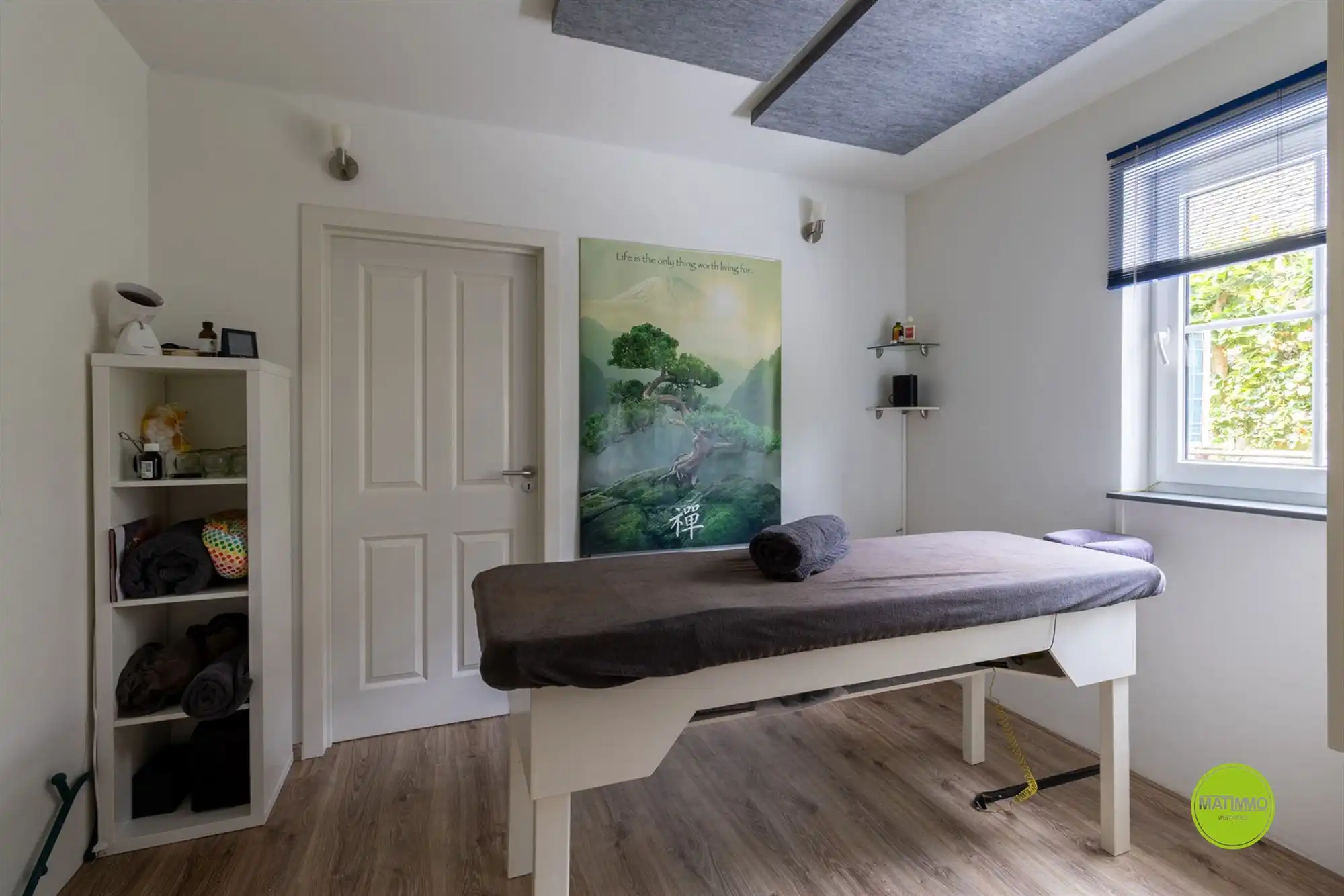 Instapklare vrijstaande woning met praktijkruimte foto 12