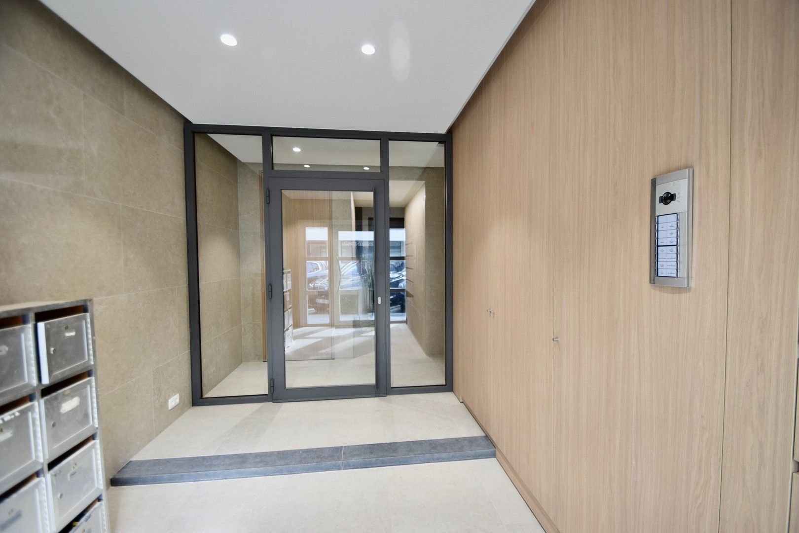 Instapklare penthouse op een topligging met zijdelings zeezicht en gelegen vlakbij het iconische Driehoeksplein. foto 21
