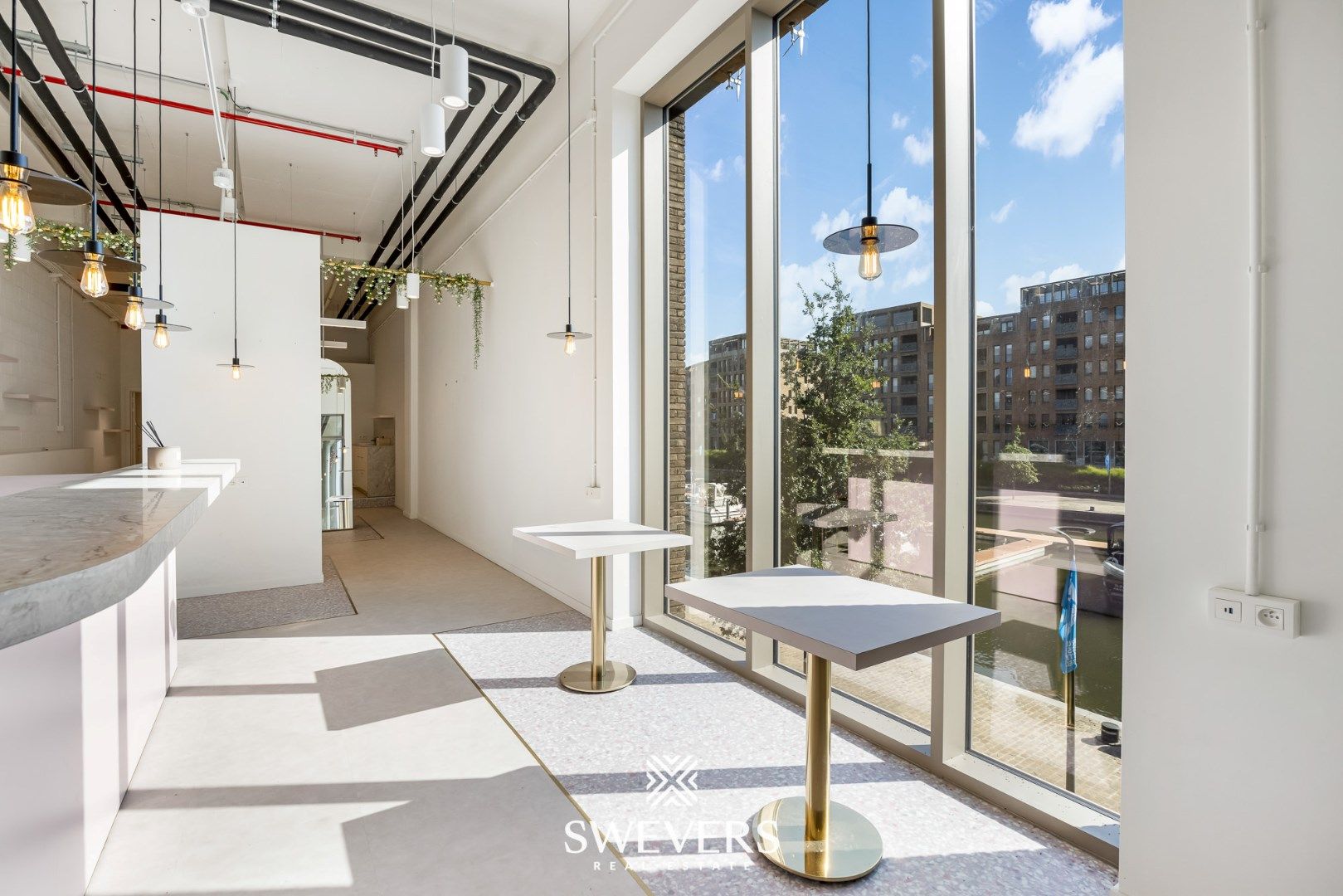 Handelspand (95 m²) met uitzicht op de haven in Quartier Bleu – Instapklaar en perfect voor uw beautysalon foto 4