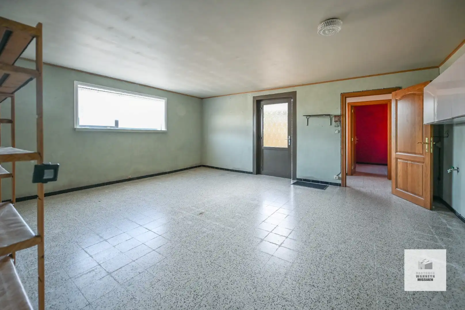 Te renoveren gelijkvloerse woning met  3slpk, garage, tuin op 1290m2 foto 23