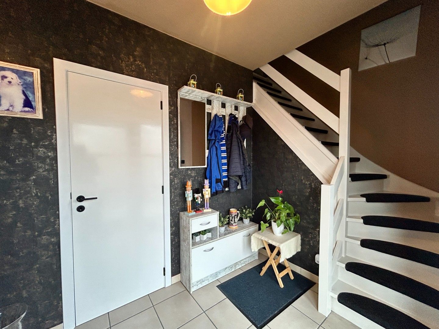 Instapklare woning met drie slaapkamers en garage te huur Roeselare! foto 13