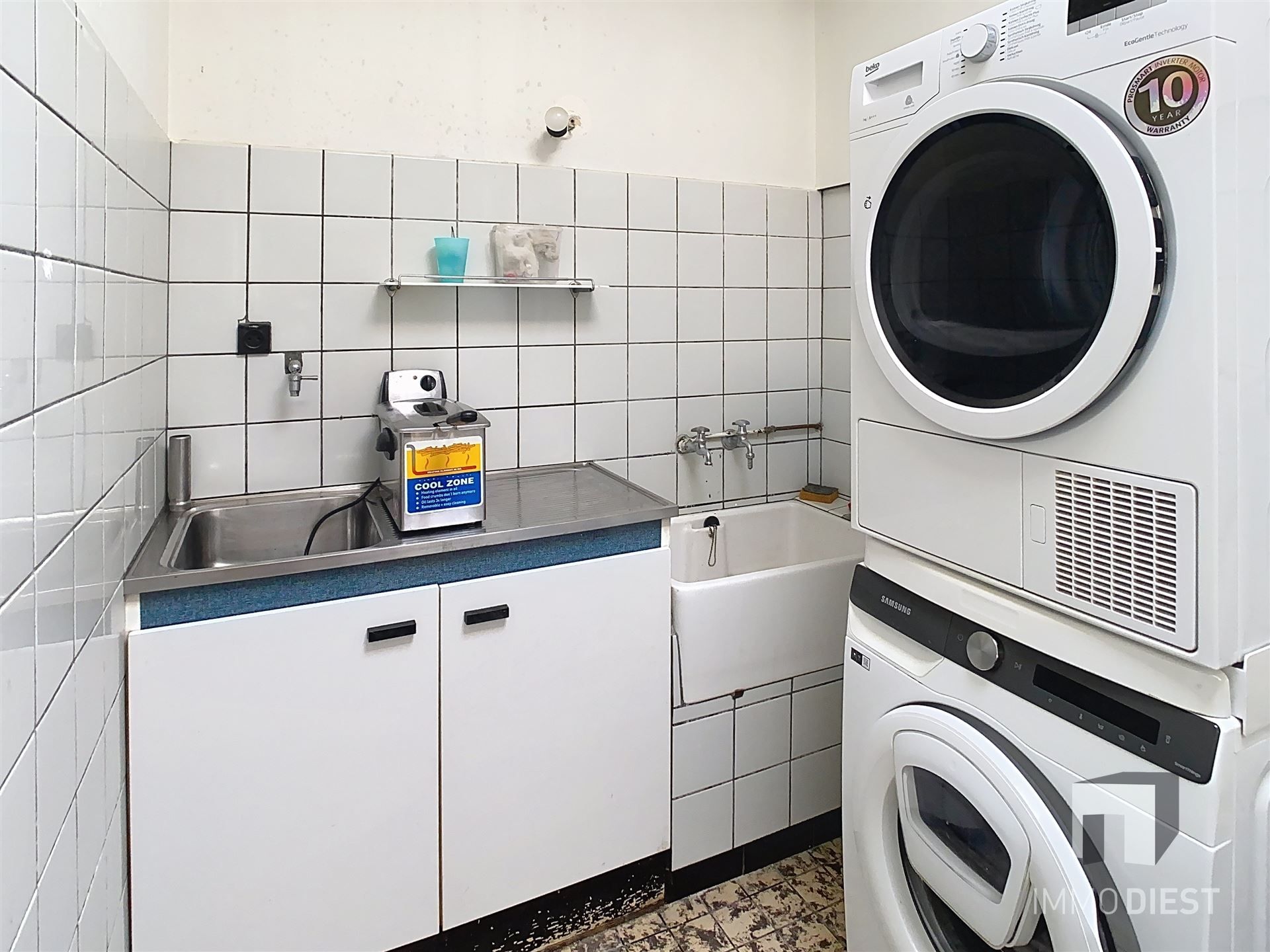 Karakterwoning met veel potentieel foto 16