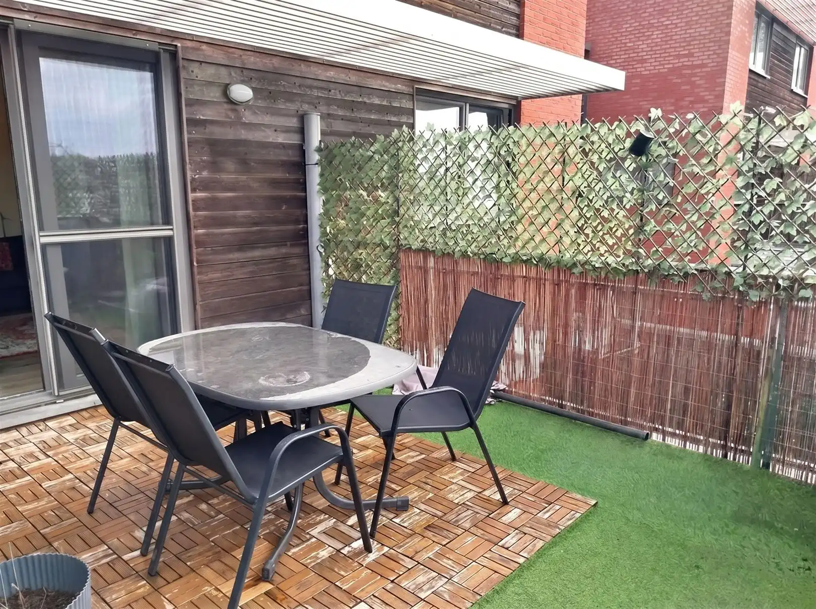 TE HUUR: Appartement met 4 slaapkamers te Heusden-Zolder! foto 18