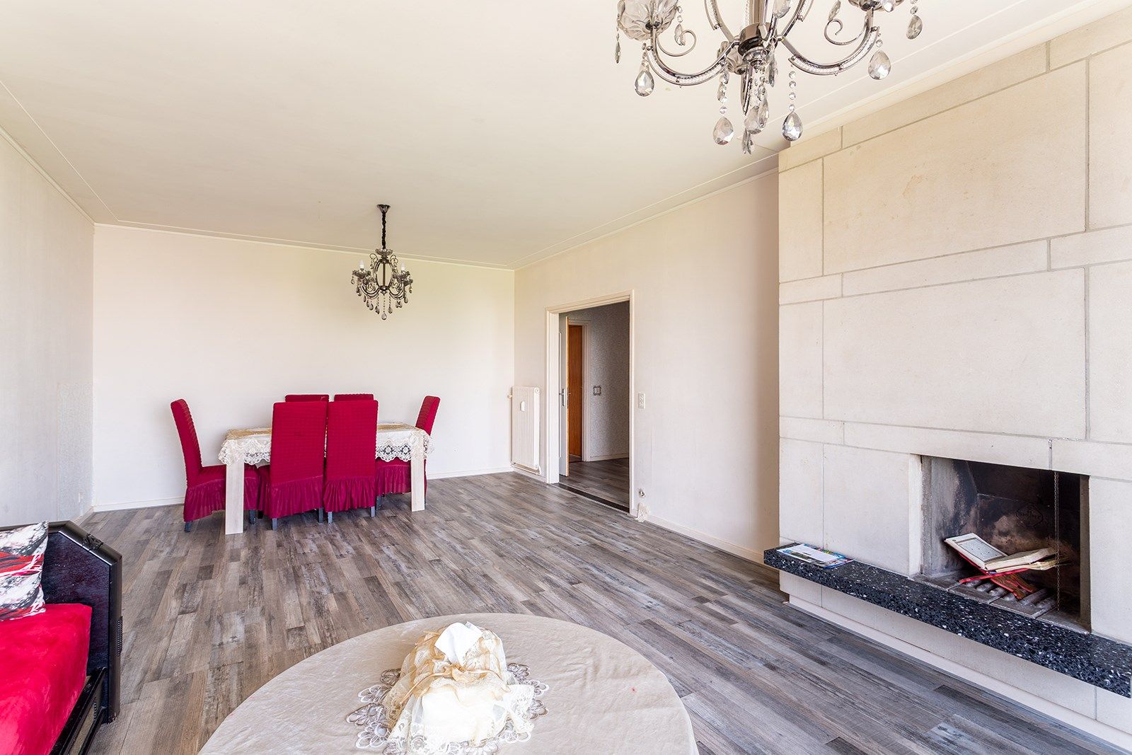 Appartement met 3 slpks, 2 bdks, 3 terrassen en parking foto 8
