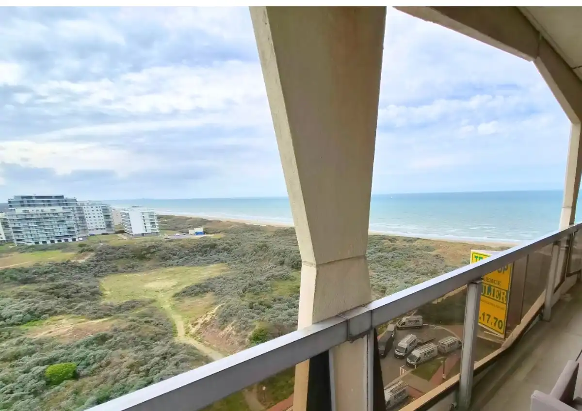 HOEKAPPARTEMENT MET PANORAMISCH ZEEZICHT TE KOOP IN DE PANNE : foto 5