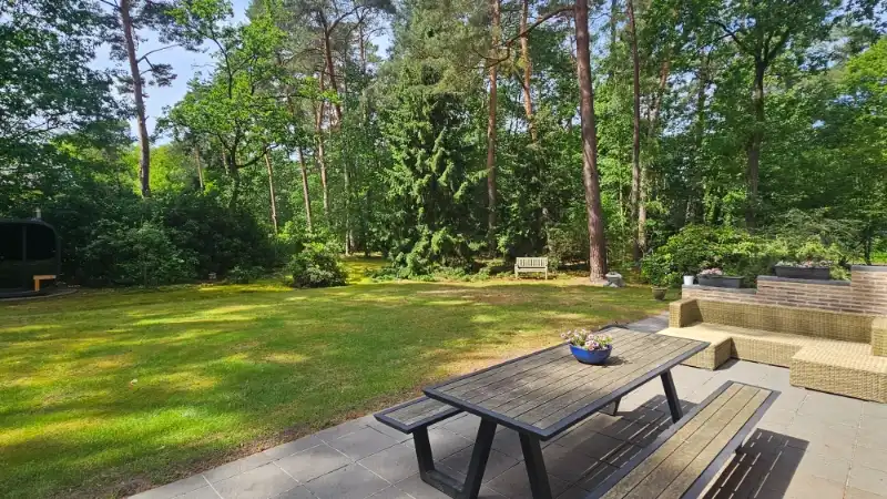 Mooi gelegen villa 330m² op 28 are tegenover natuur-wandelgebied foto 3