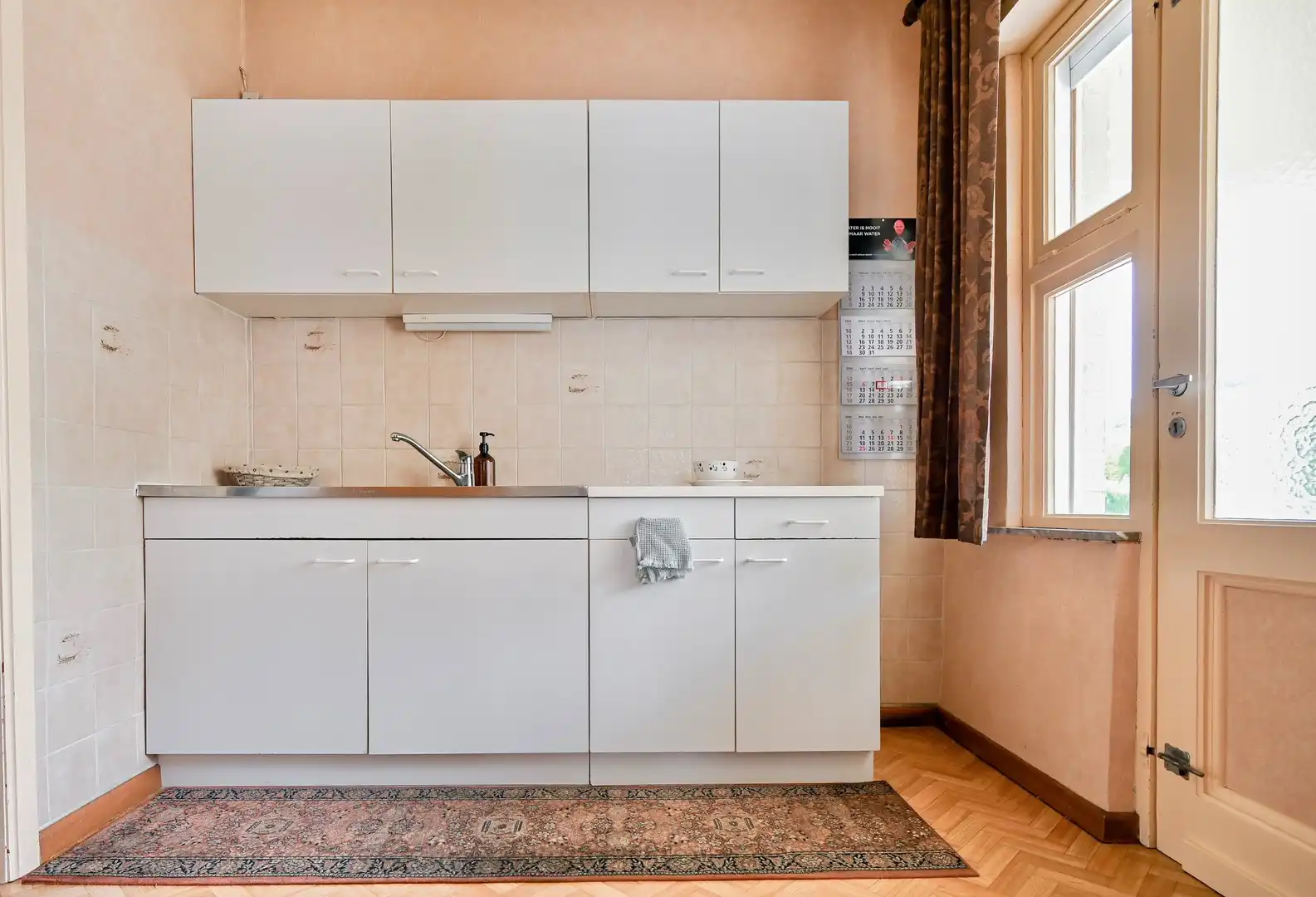 Charmante en authentieke woning met ruime tuin foto 8