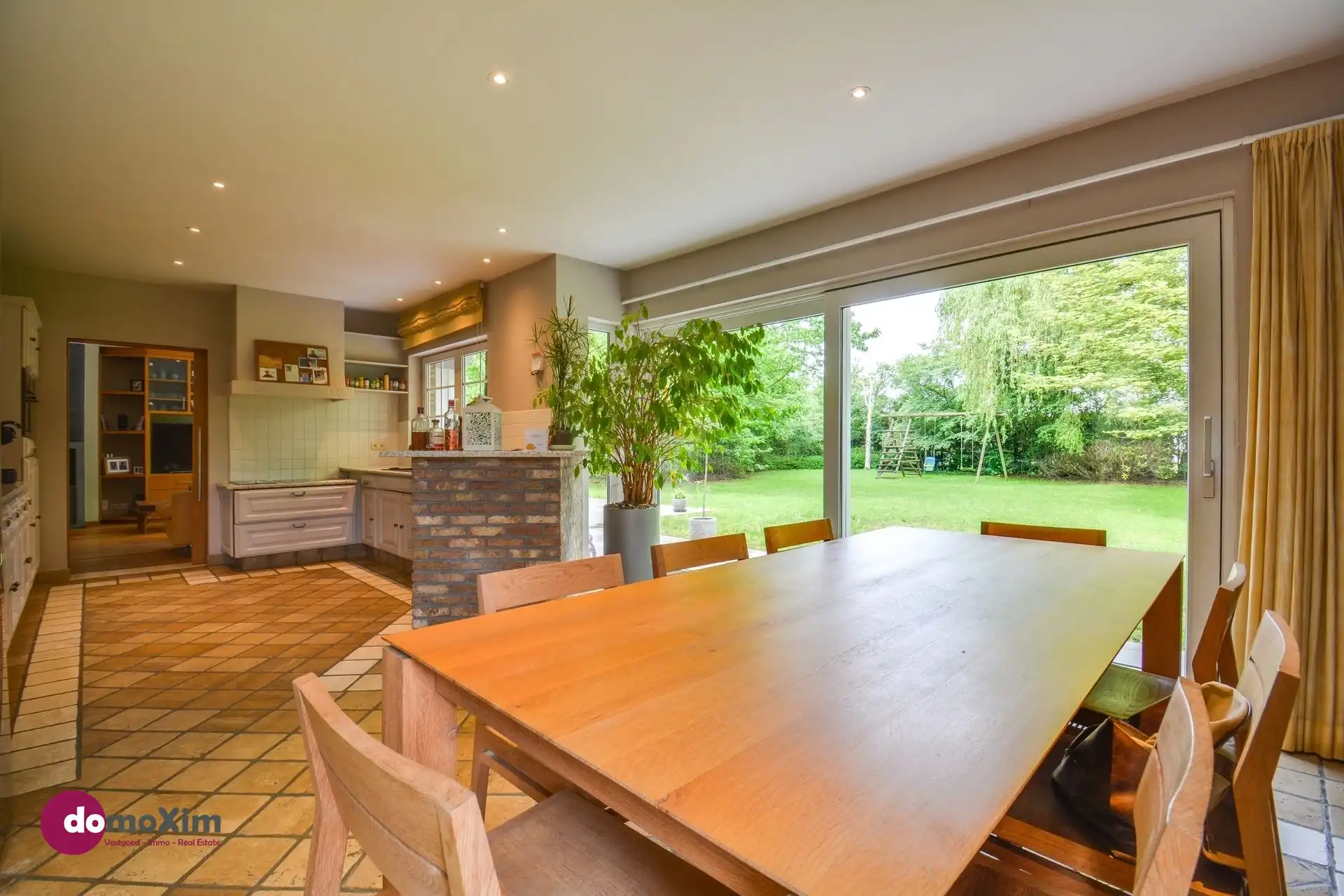 Achterin gelegen villa met tal van ruimte op een ruim perceel in Schiplaken foto 15