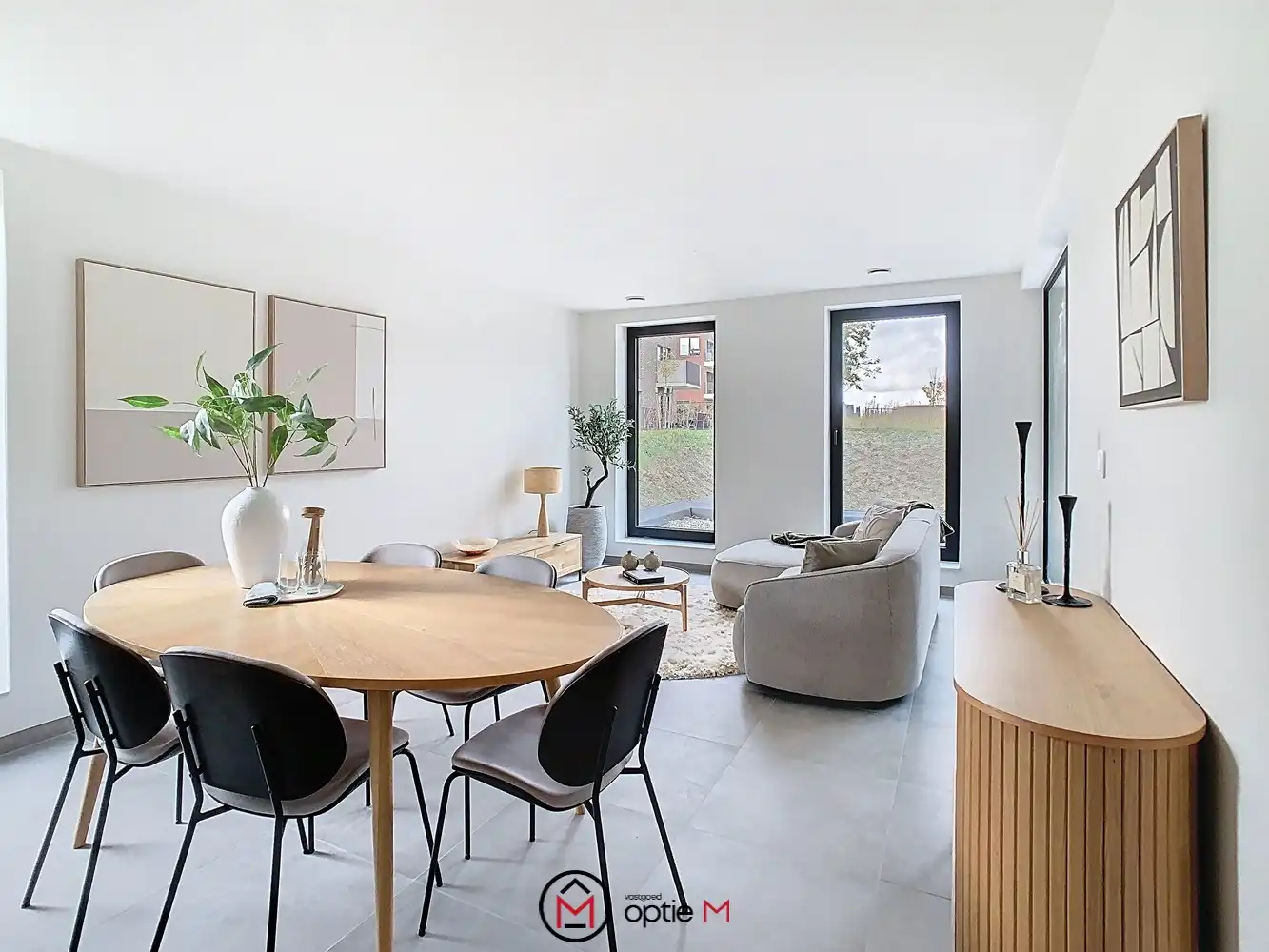 Lichtrijk 2-slaapkamerappartement in Tongeren te koop foto 4