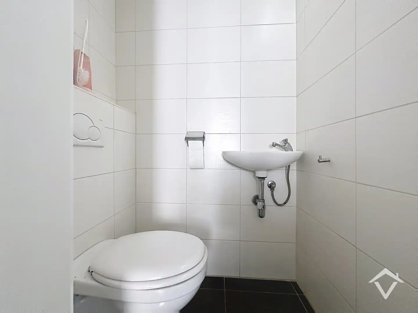 Instapklaar gelijkvloers appartement met staanplaats te Gistel foto 12