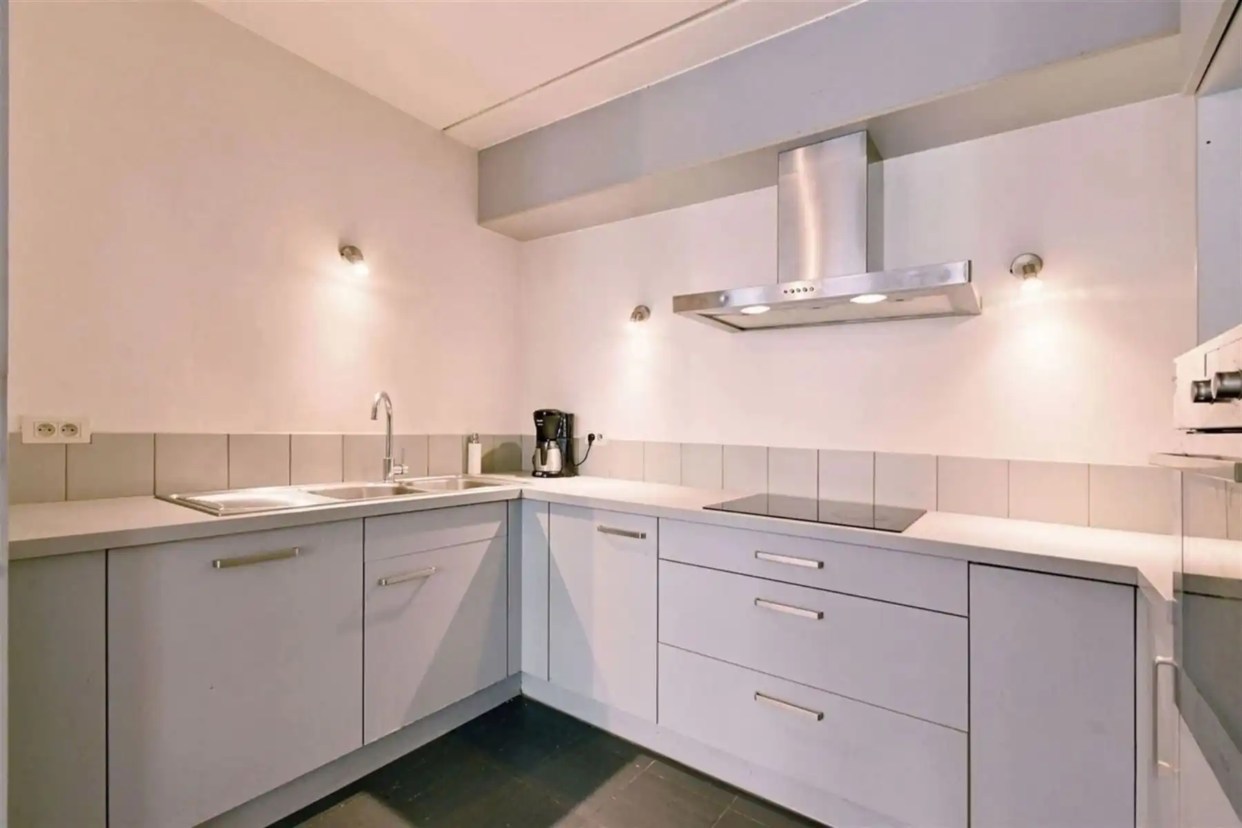 Trendy appartement met 2 slaapkamers op het Eilandje! foto 7