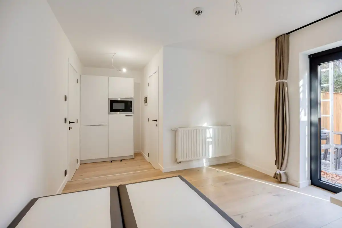 Volledig gerenoveerd en gemeubelde studentenkamer met privé badkamer en tuin - EPC A!  foto 10