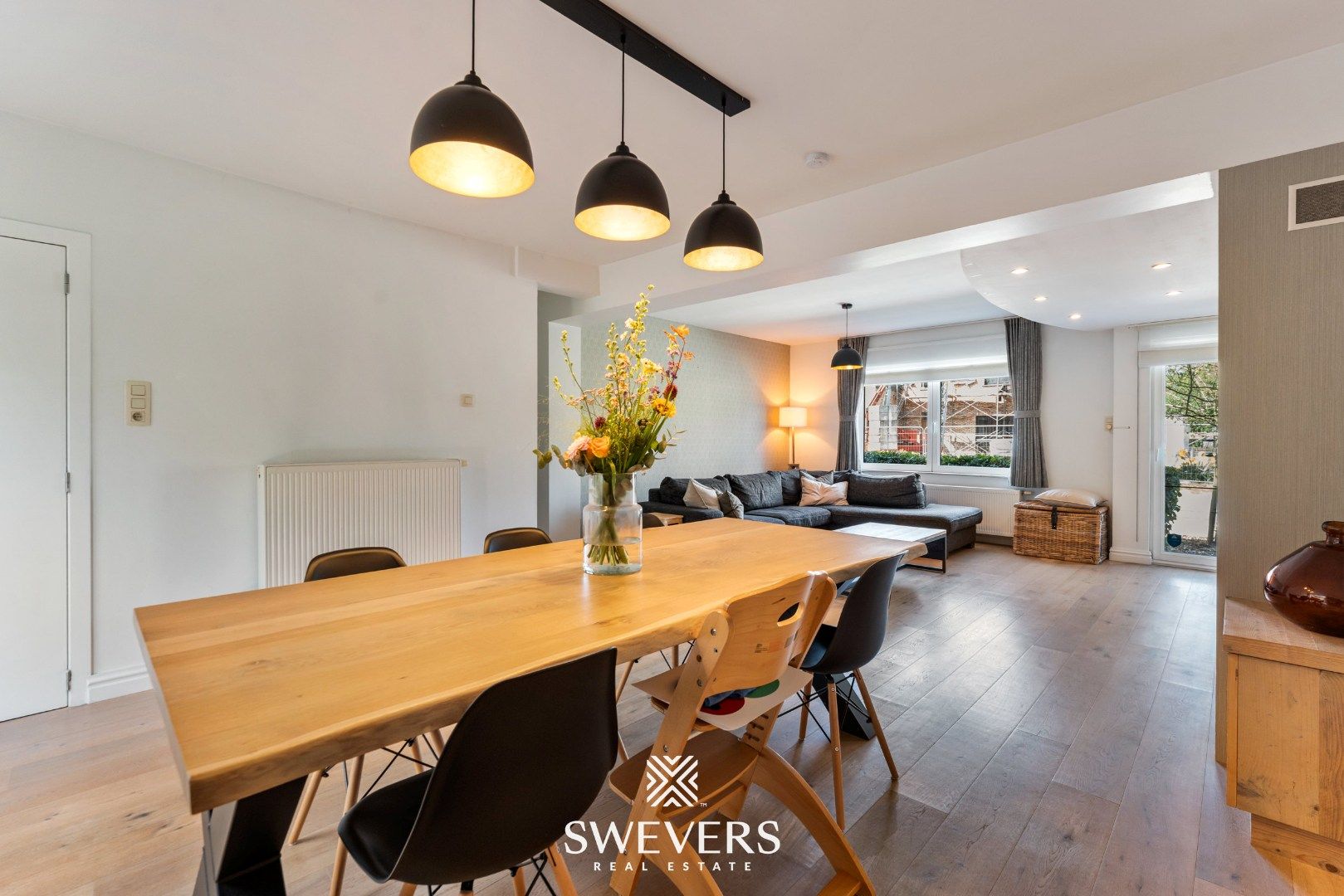 Volledig gerenoveerde en instapklare woning op toplocatie in Helchteren foto 10