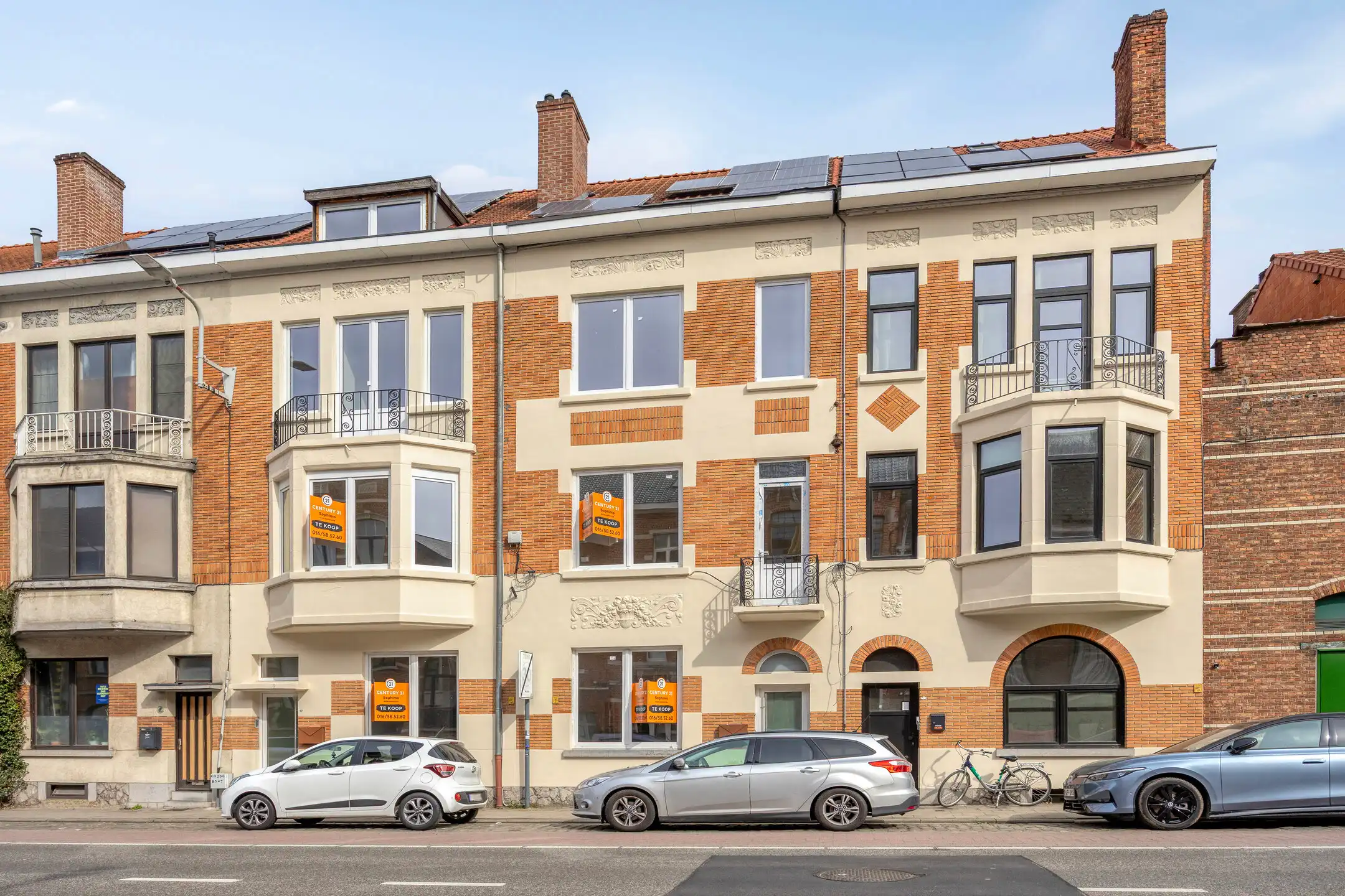 Gerenoveerd herenhuis met authentieke charme in Kessel-Lo foto {{pictureIndex}}