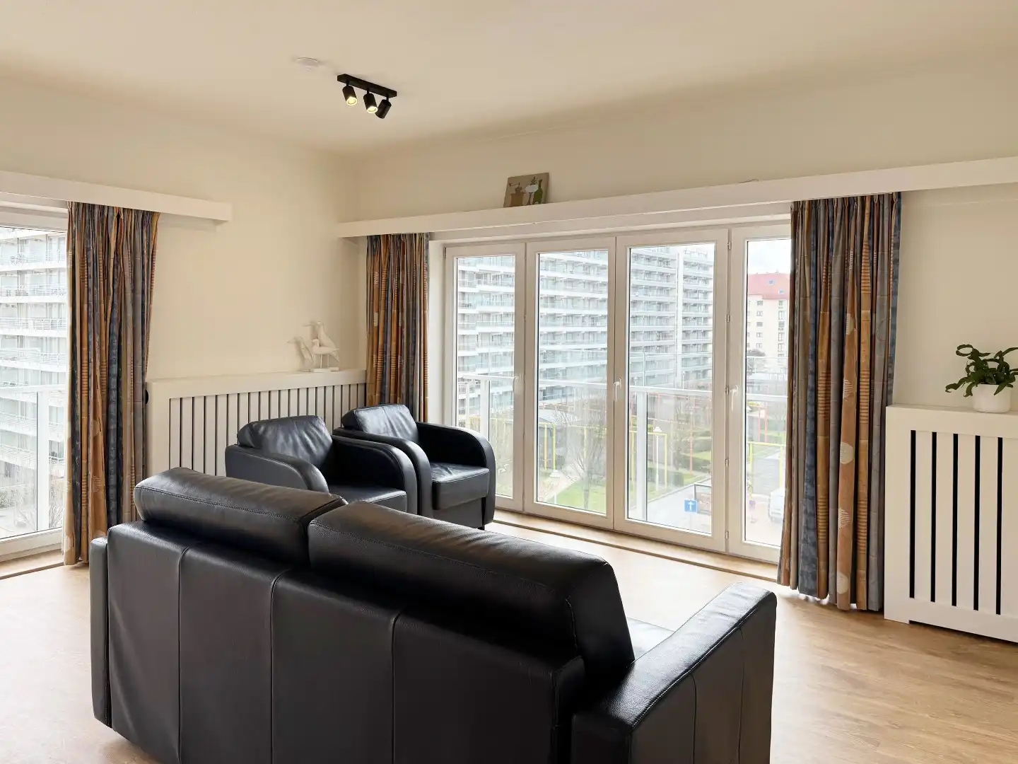 Appartement met zijdelings zeezicht te Nieuwpoort-Bad. foto 2