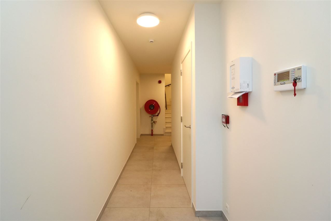 Nieuwbouwapp. met twee slpk, zuidterras op een gunstige ligging foto 31