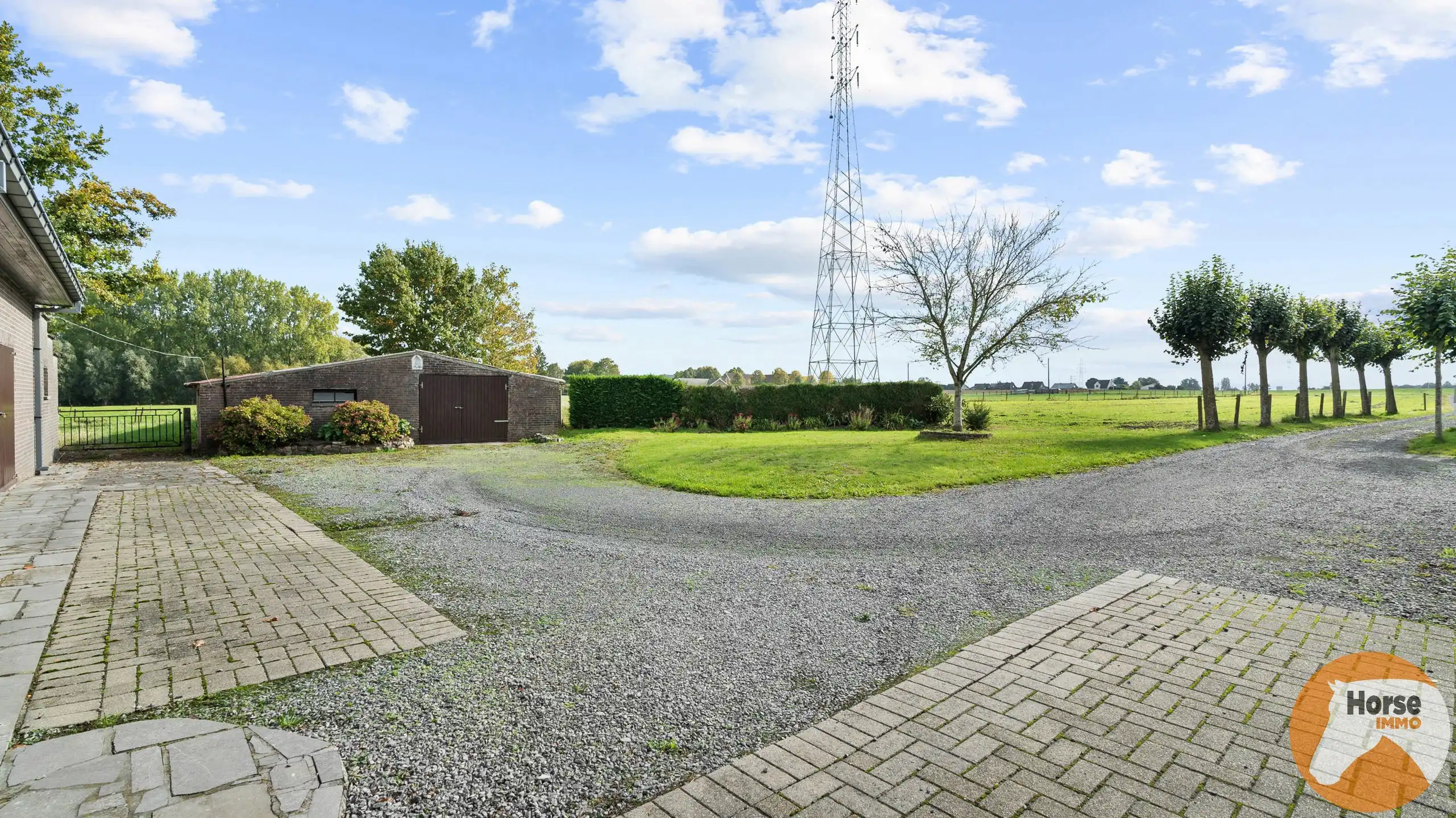 DEINZE - Landbouwwoning op +/-1,2HA foto 11