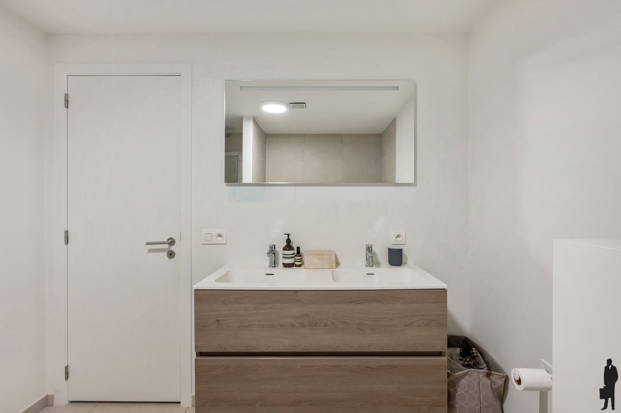 Licht 2-slpk appartement met 2 terrassen in Residentie Leopold foto 13