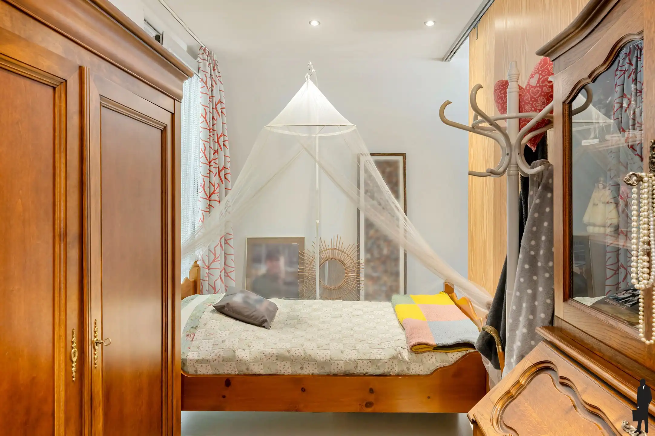 Ruime woning met zorgwoning foto 33