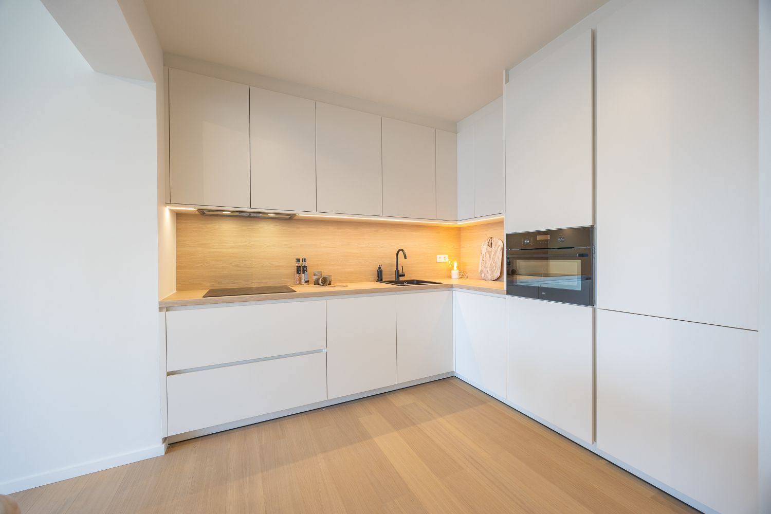 Gerenoveerd appartement met open zicht! foto 7