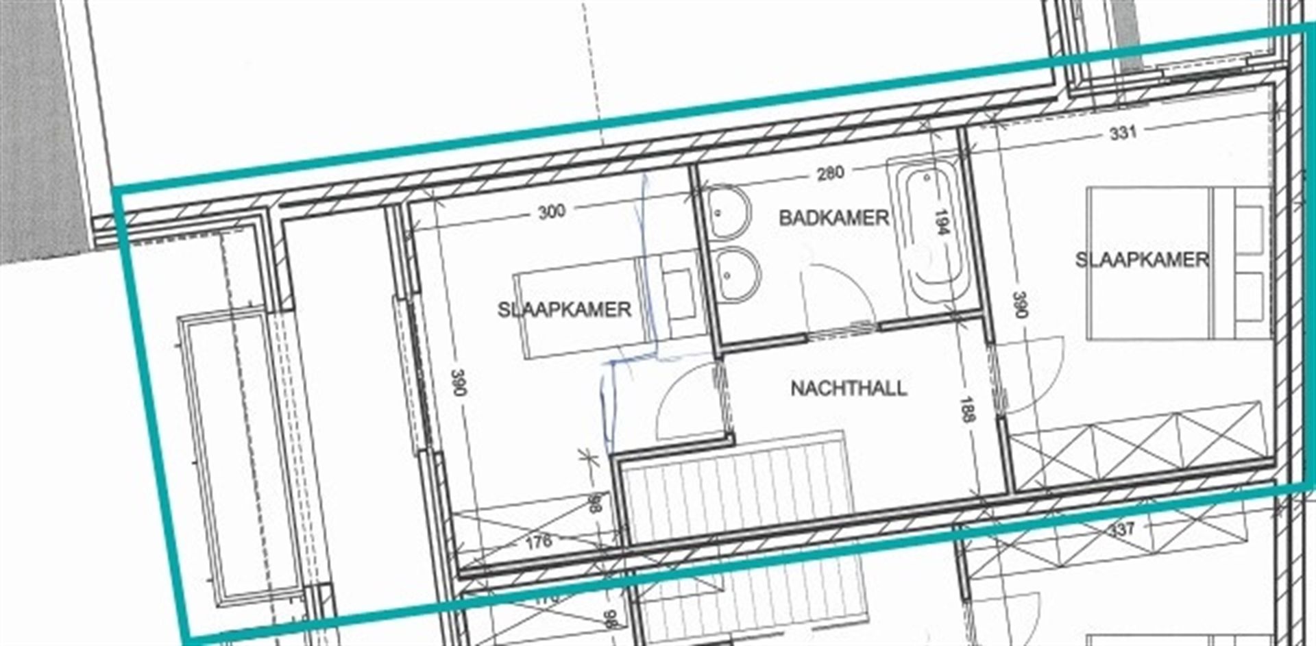 Duplex-appartement met extra zolderkamer + garagebox in het centrum! foto 19
