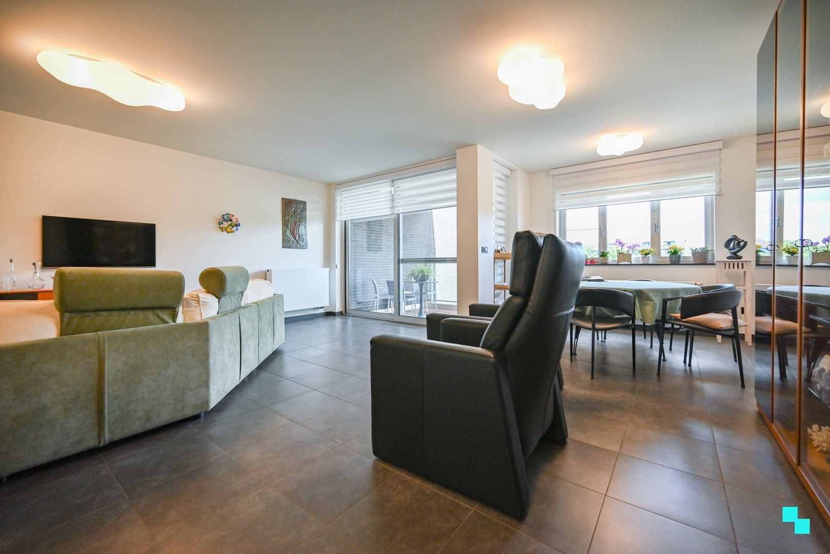 Tweeslaapkamerappartement met zicht op het kanaal Roeselare - Leie foto 12