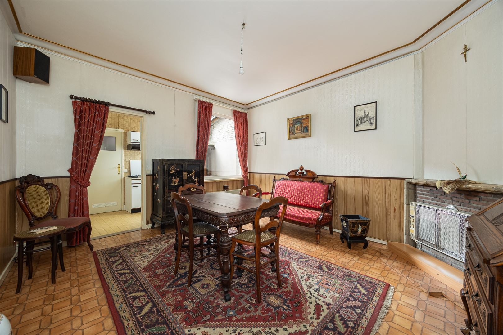 Gelijkvloers appartement met koer in hartje Stad foto 3