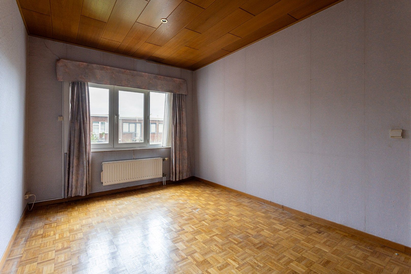 Te renoveren 2 slpk appartement in Tentoonstellingswijk!  foto 7