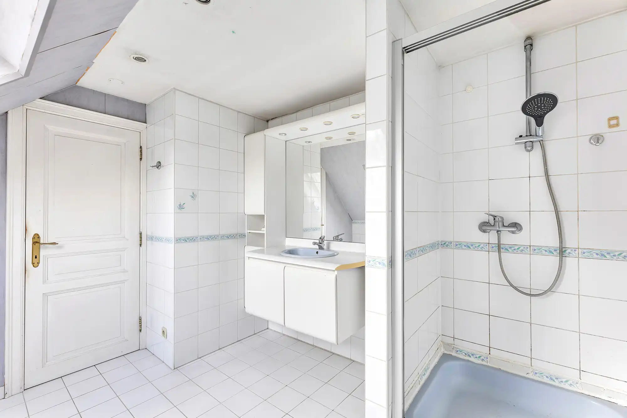 Te renoveren woning op uitzonderlijk perceel! foto 17