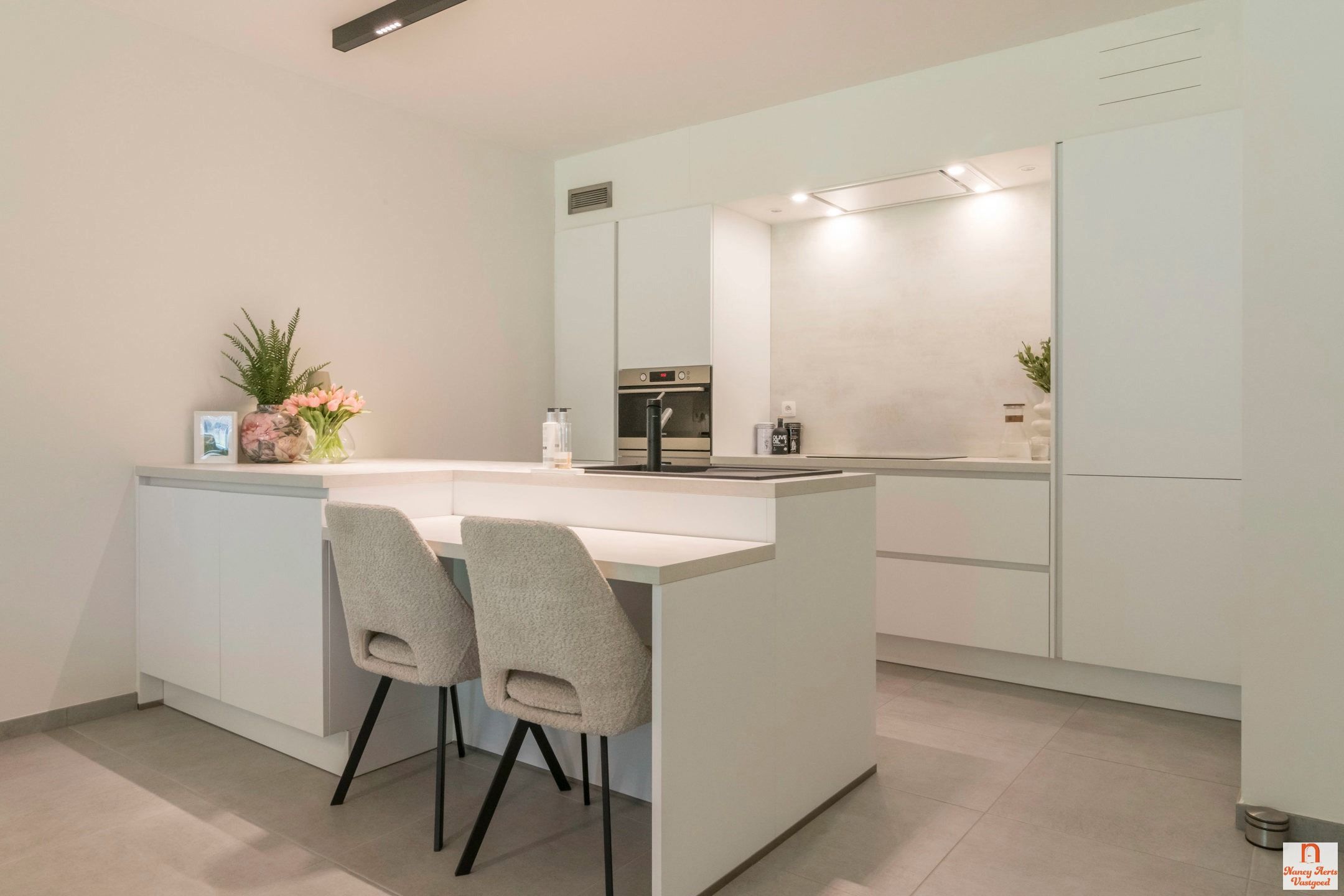 Gelijkvloers appartement met private tuin in Helchteren foto 10