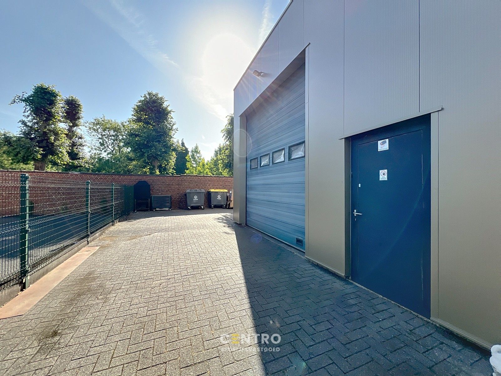 Topligging! Handelspand met magazijn langs de Westlaan in Roeselare. foto 5