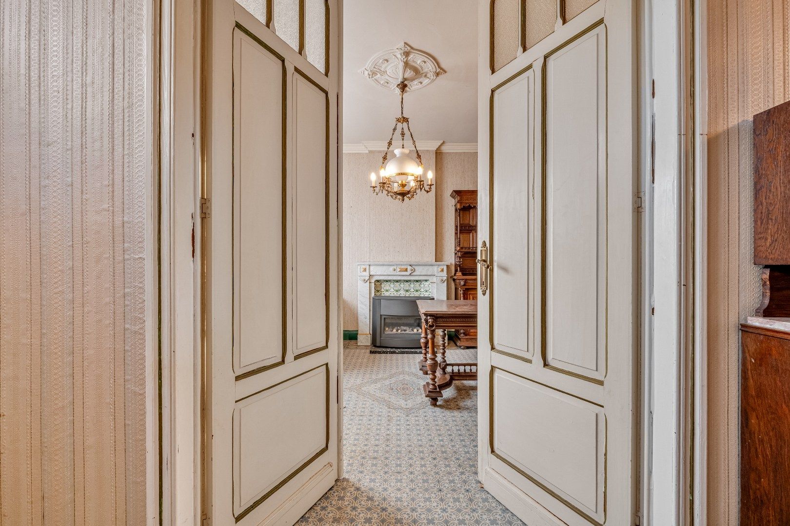 Solide burgerwoning met karakter en potentieel  foto 3