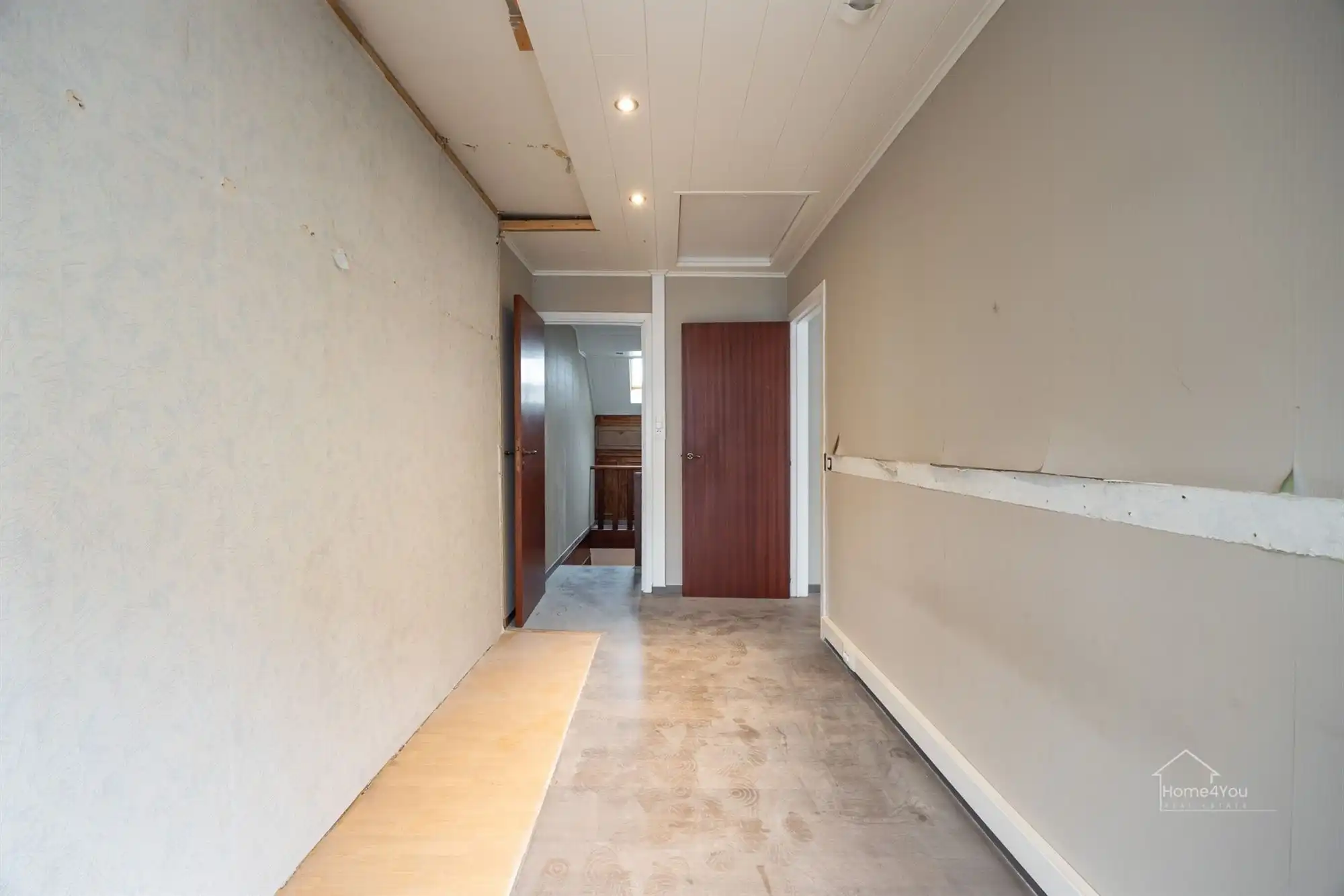 Te Renoveren Rijwoning - 2/3 slaapkamers + zolder foto 19