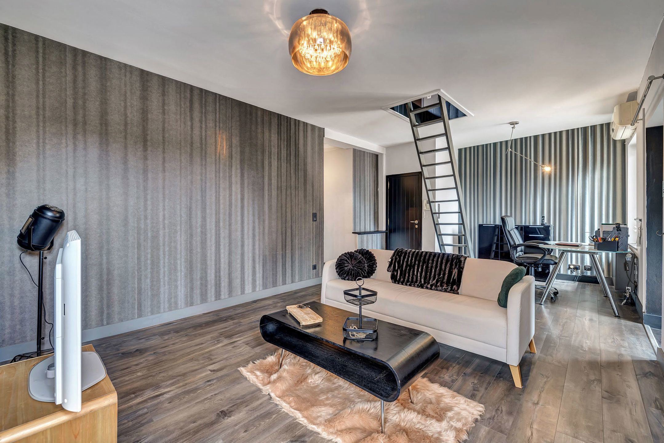 Authentieke woning met handelszaak op toplocatie foto 13