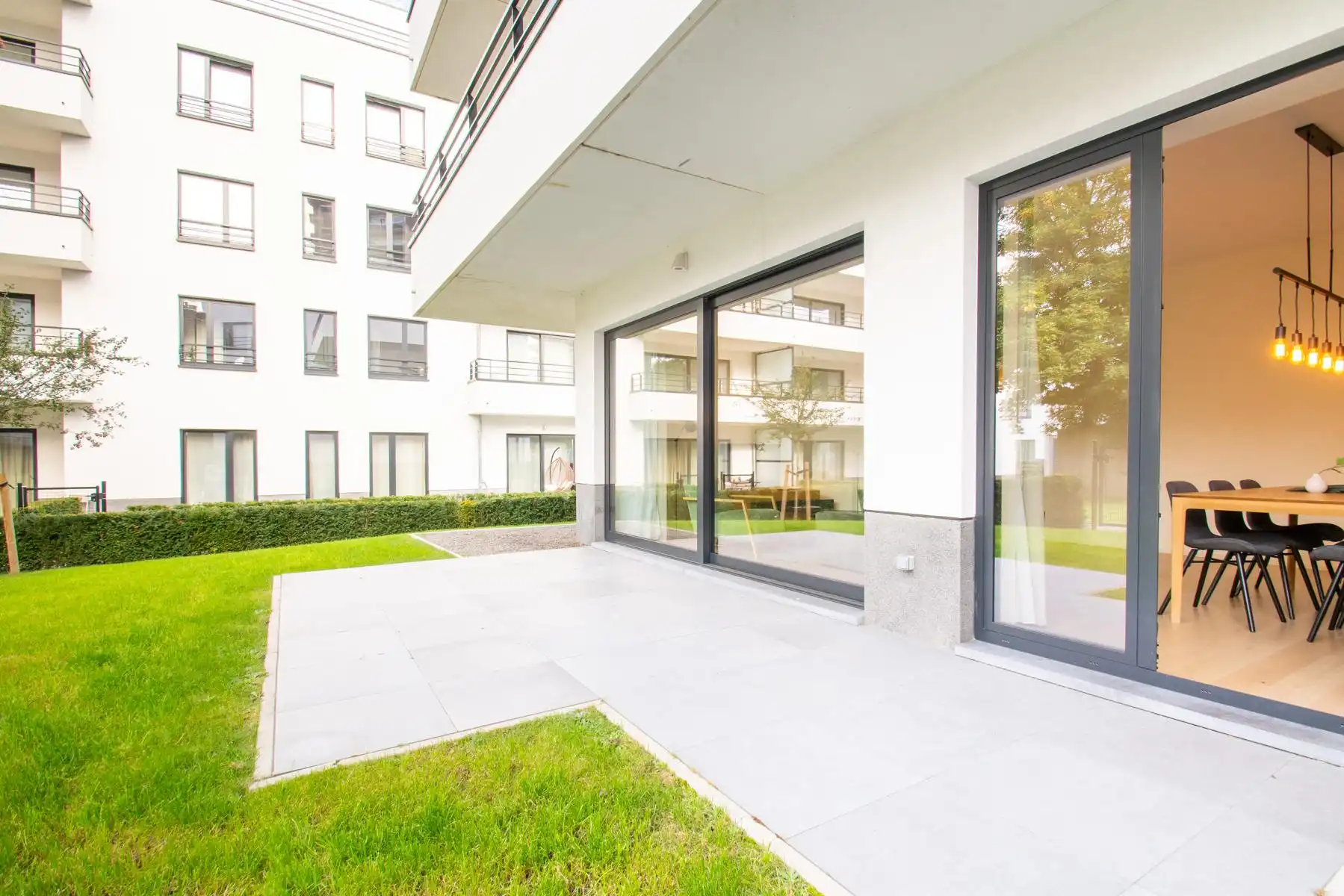 LICHTRIJK - 2k appartement met terras en tuin (NAVO area) foto 2