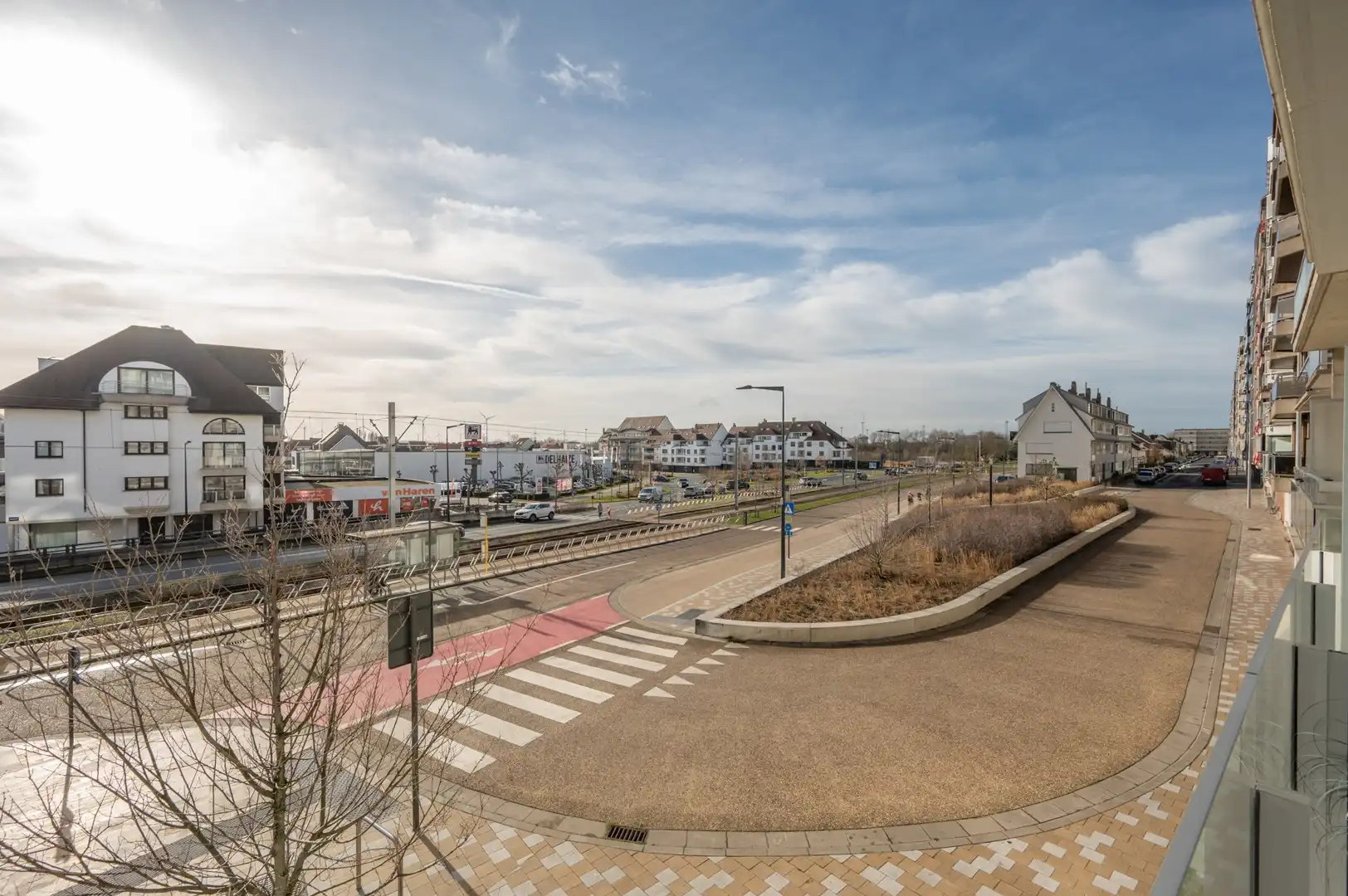 Prachtig gerenoveerde studio, centraal gelegen/ fantastisch zonneterras foto 13