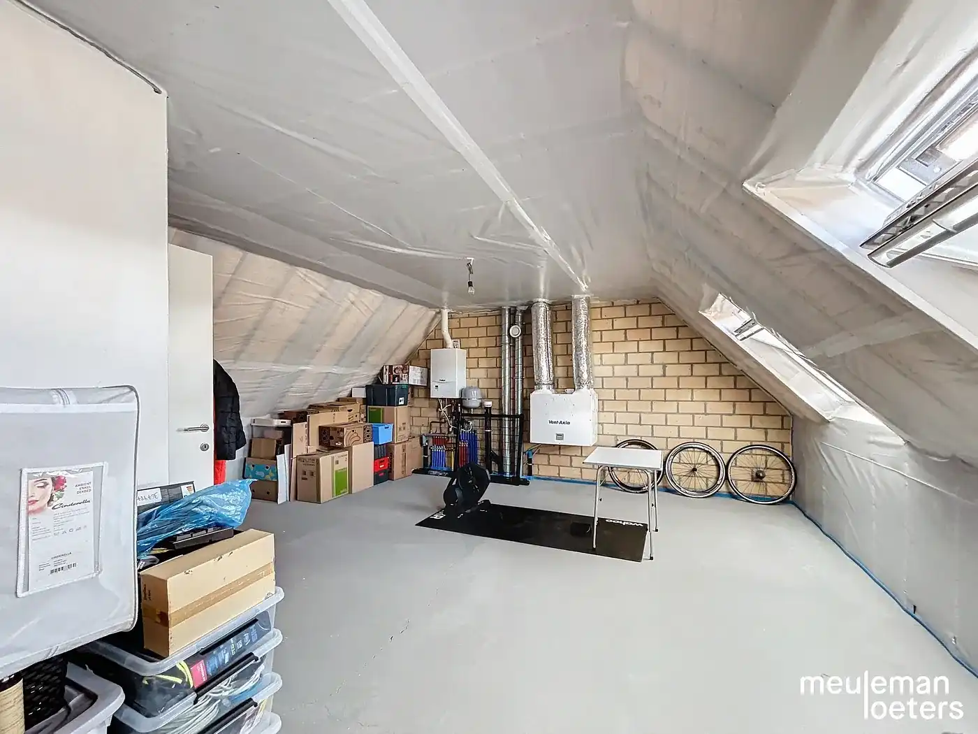 Instapklare energiezuinige woning met drie slaapkamers, tuin en garage foto 13