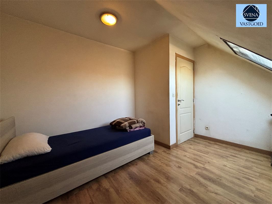 RUSTIG GELEGEN WONING MET 5 SLAAPKAMERS EN GARAGE foto 13
